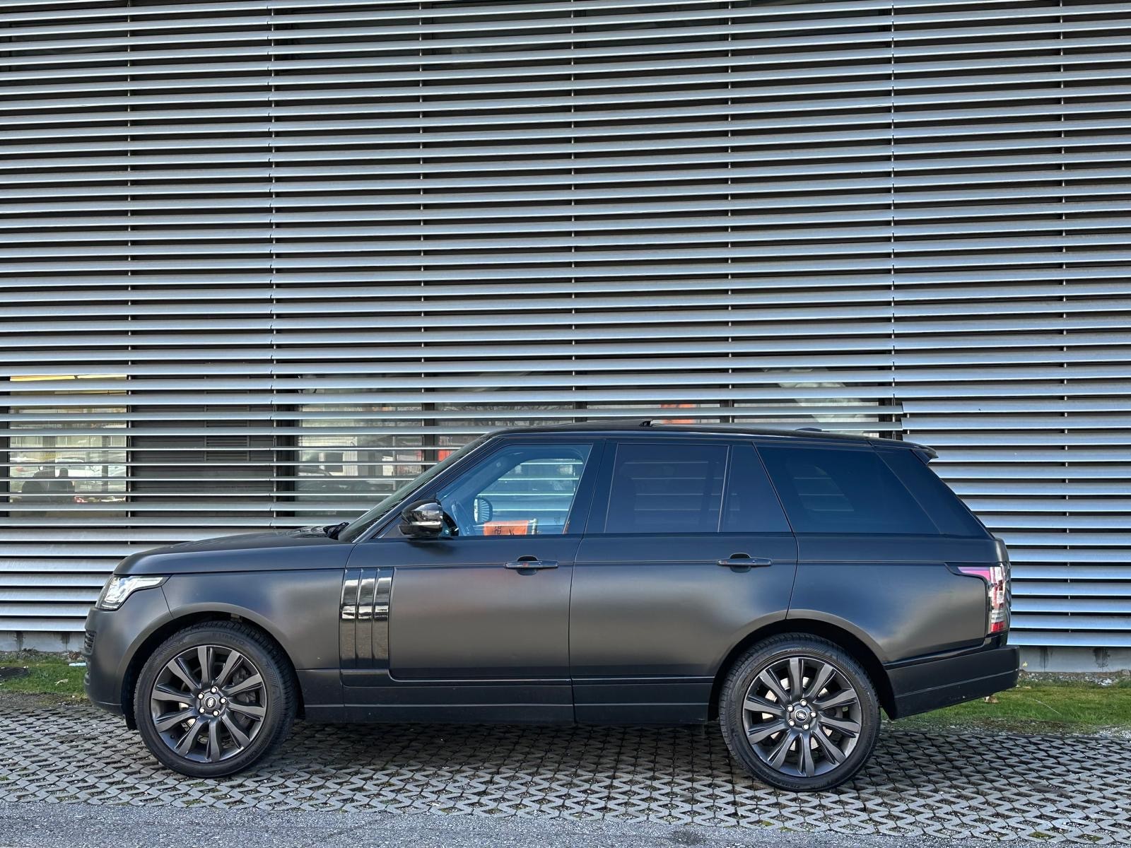 LAND ROVER Range Rover 4.4 SDV8 Autobiography Automatic-image-6