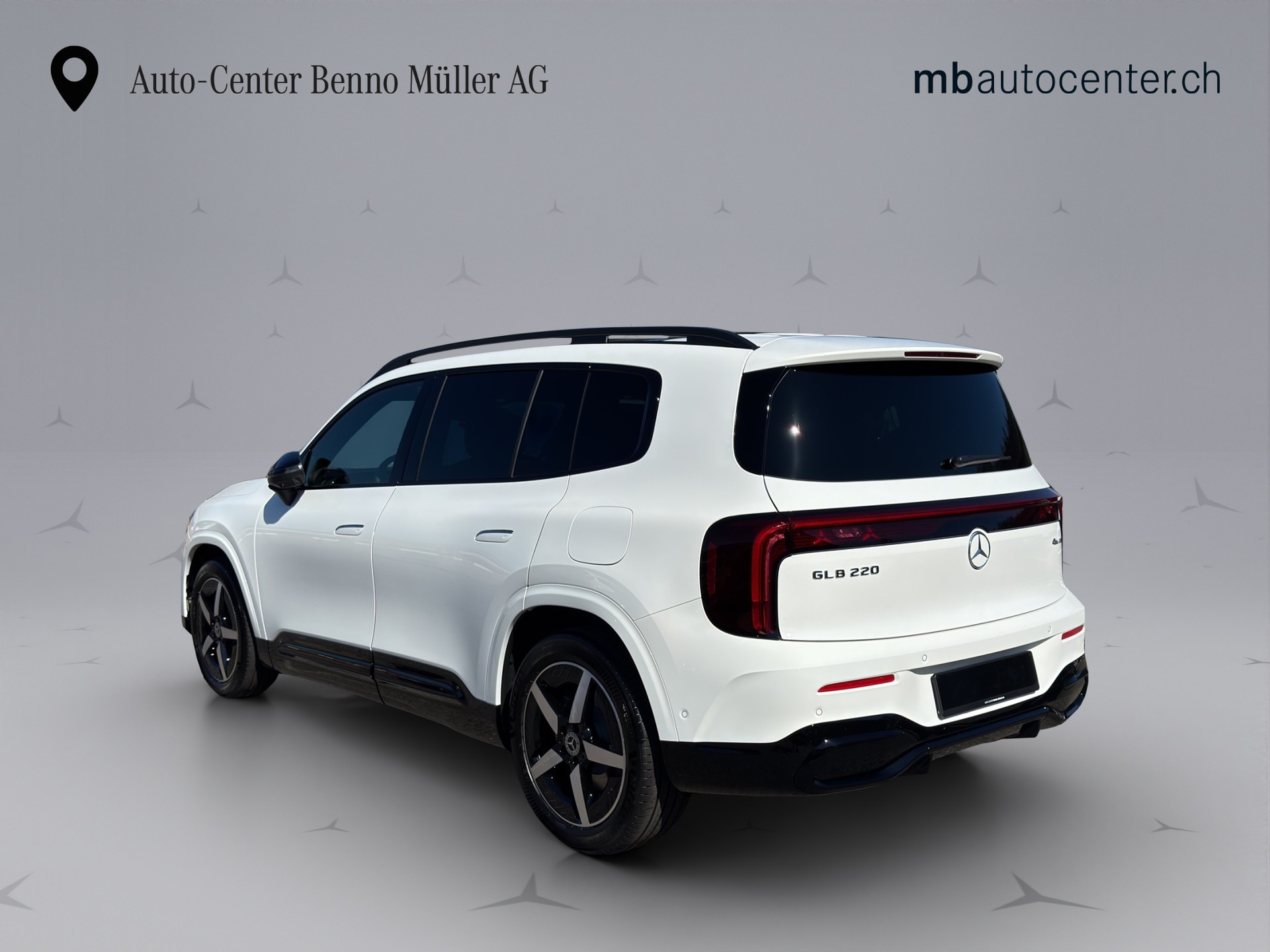 MERCEDES-BENZ GLB 220 4matic AMG Line-showroom-element-2