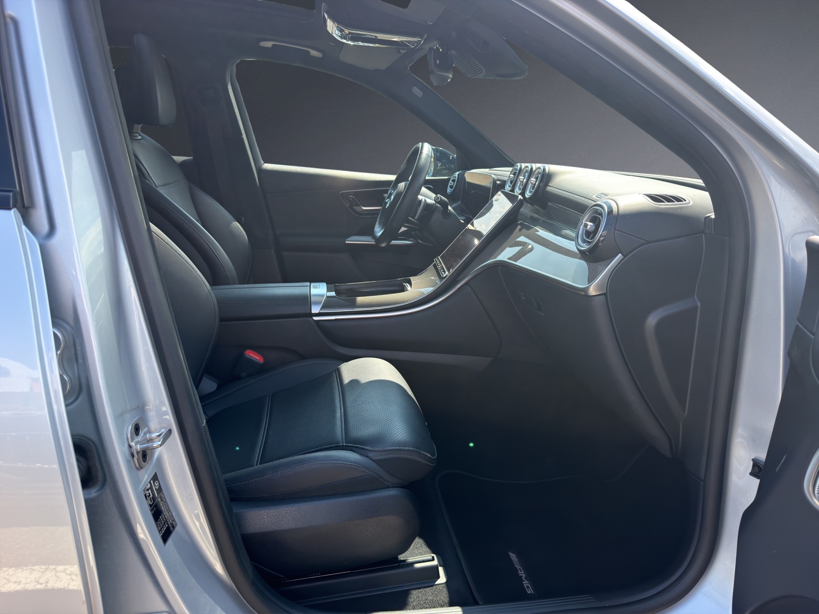 MERCEDES-BENZ GLC 300 e 4Matic 9G-Tronic-image-6