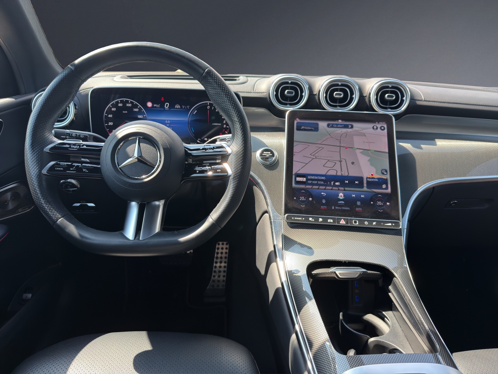 MERCEDES-BENZ GLC 300 e 4Matic 9G-Tronic-image-7