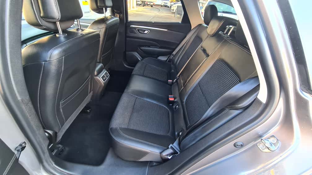 RENAULT Talisman Grandtour 2.0 Blue dCi Intens EDC ** Teil-Leder ** Gr-Navi ** RF-Kamera ** Sitzheizung ** Ab MFK & Service-image-11