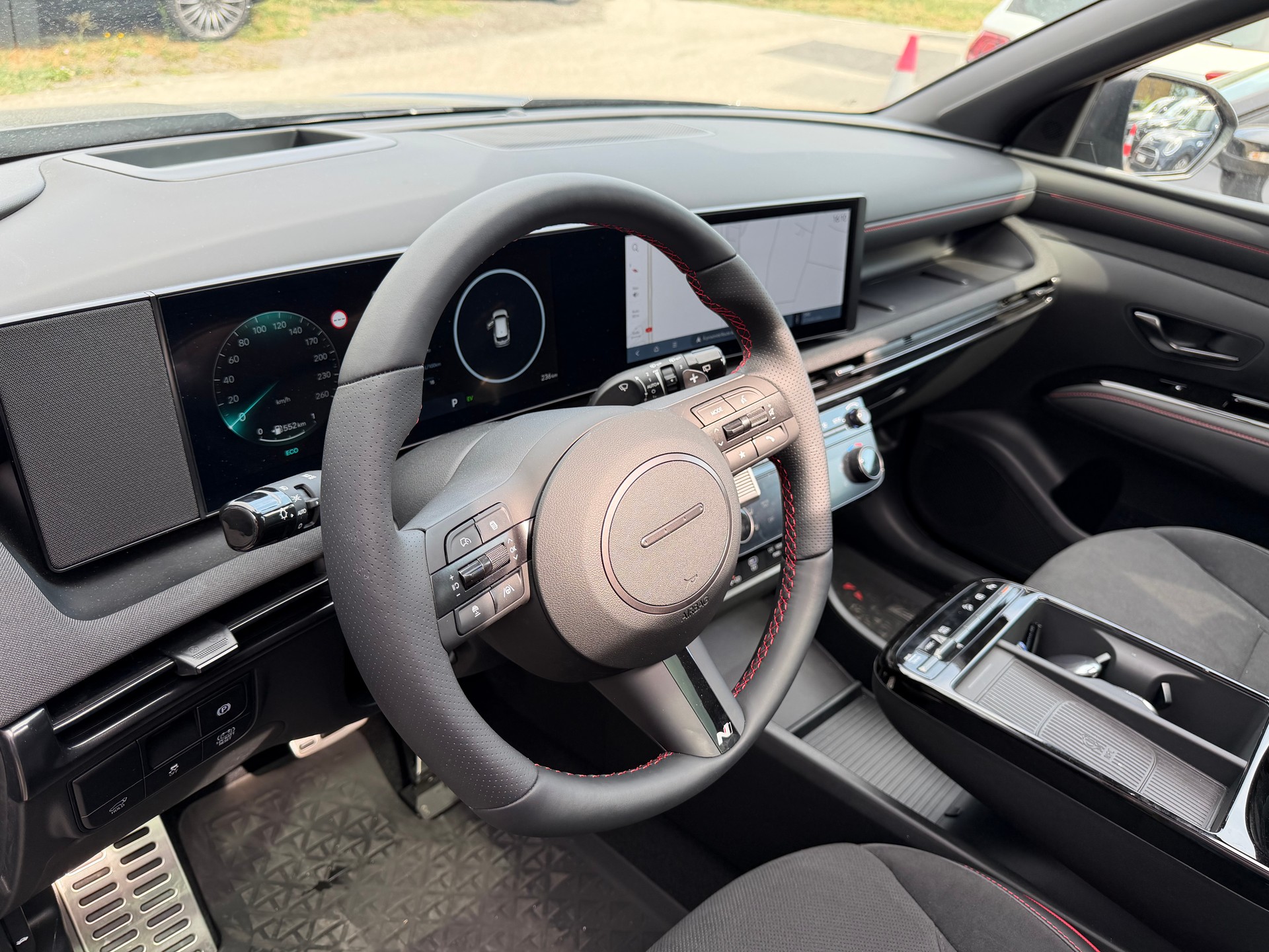 HYUNDAI Tucson 1.6 TGDI HEV N-Line 4WD-image-4