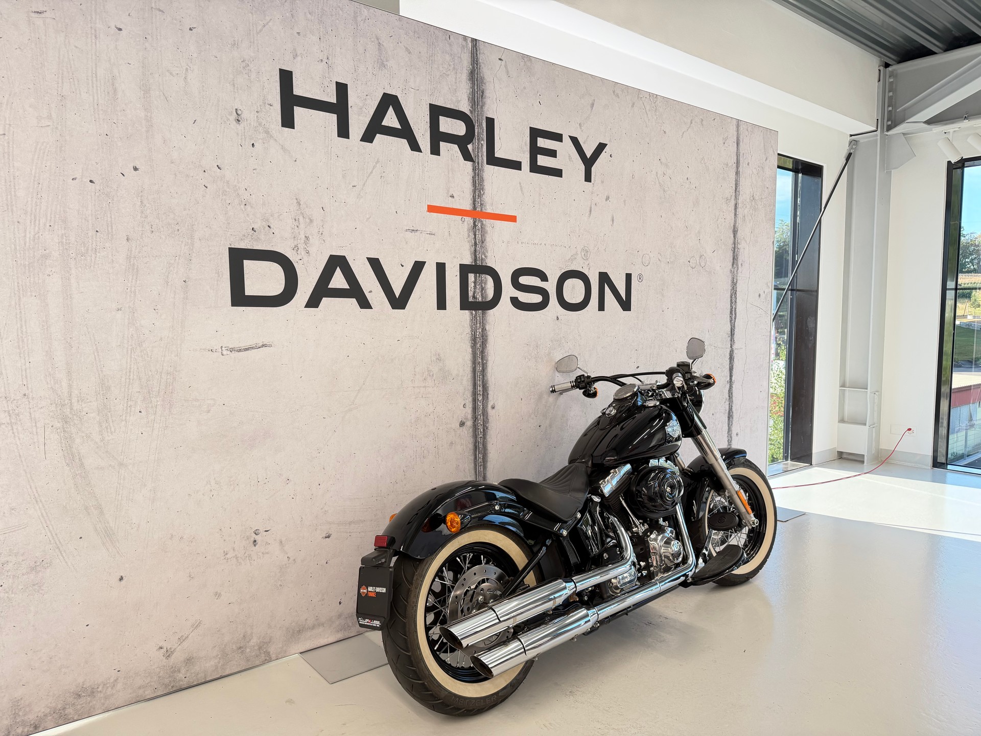 HARLEY-DAVIDSON FLS Softail Slim ABS-showroom-element-2