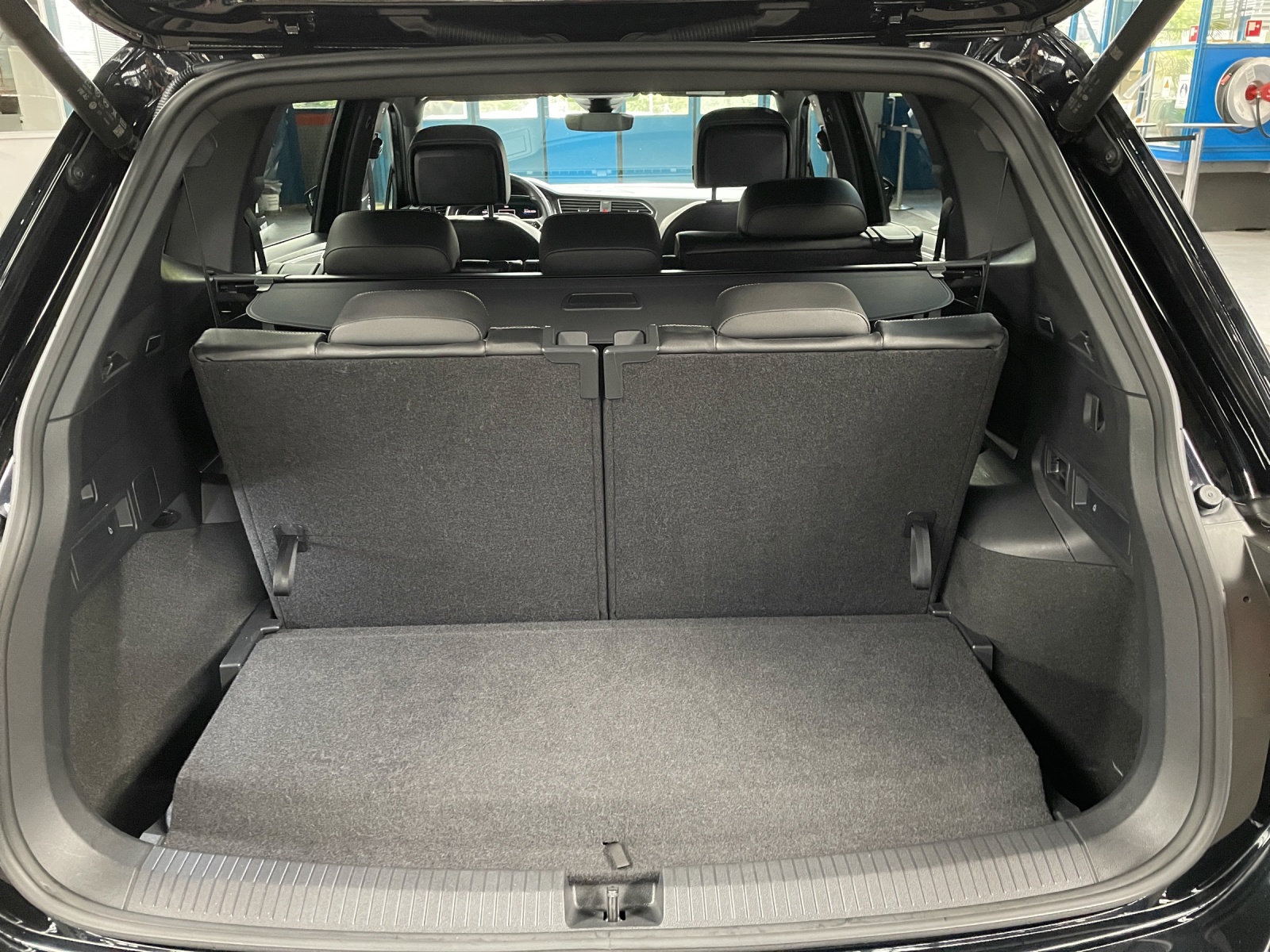 VW Tiguan Allspace 2.0 TSI R-Line DSG 7.PL-image-10
