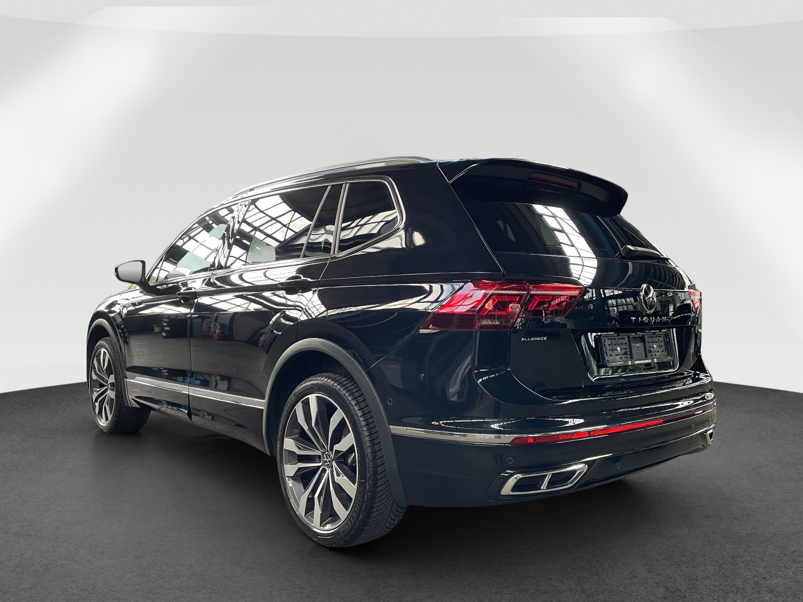 VW Tiguan Allspace 2.0 TSI R-Line DSG 7.PL-showroom-element-3