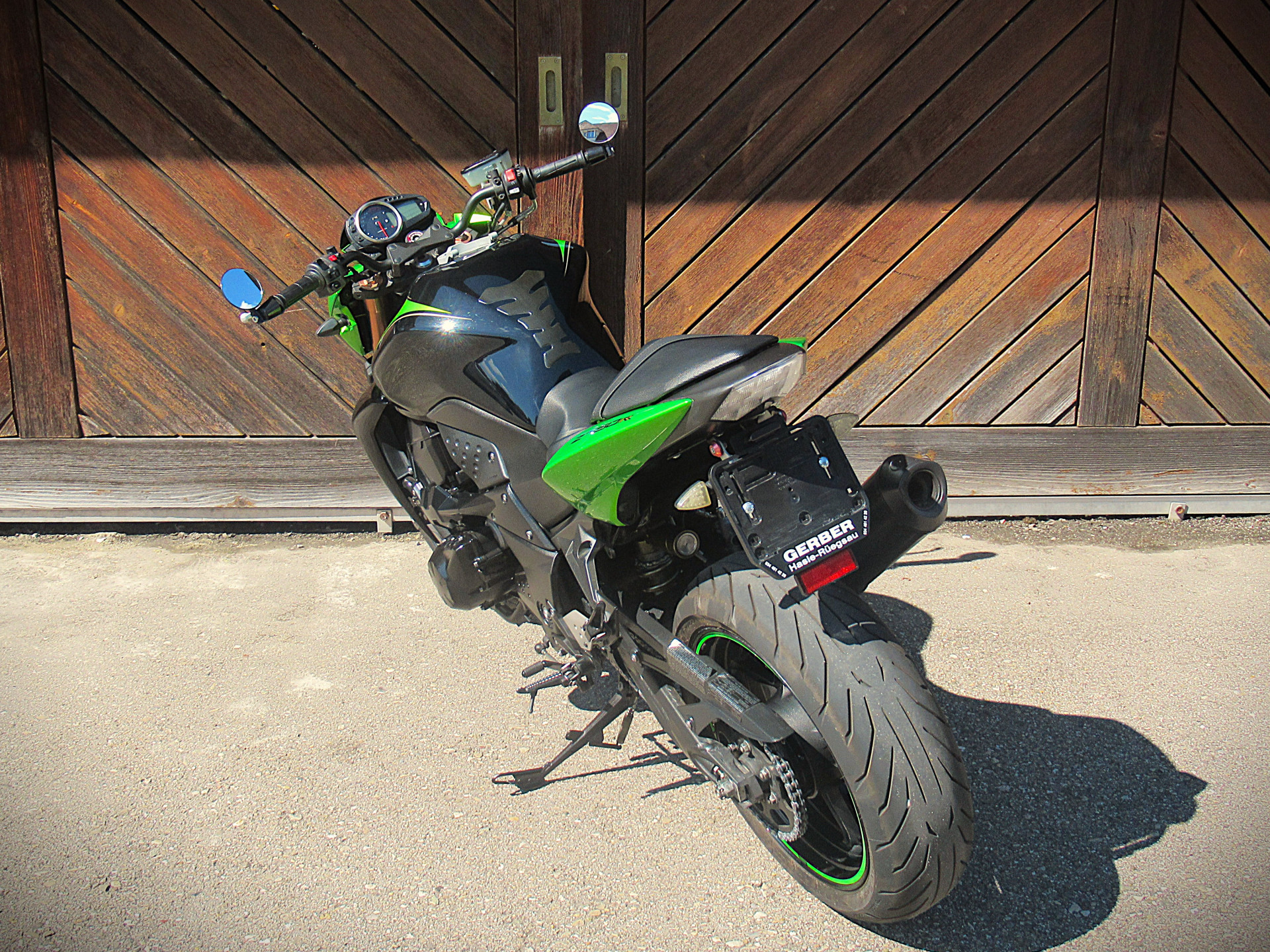 KAWASAKI Z 750 R-image-9