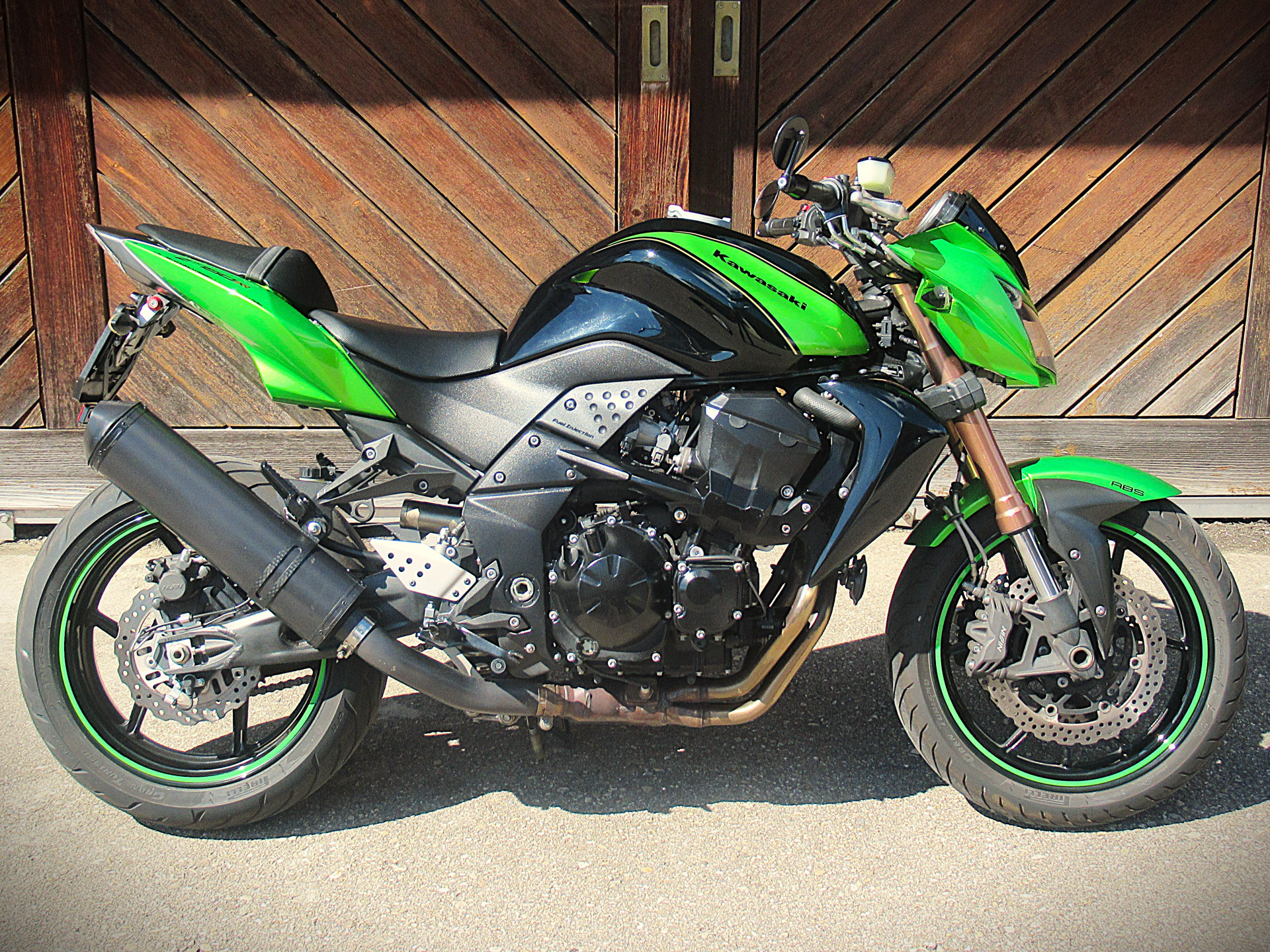 KAWASAKI Z 750 R-image-2