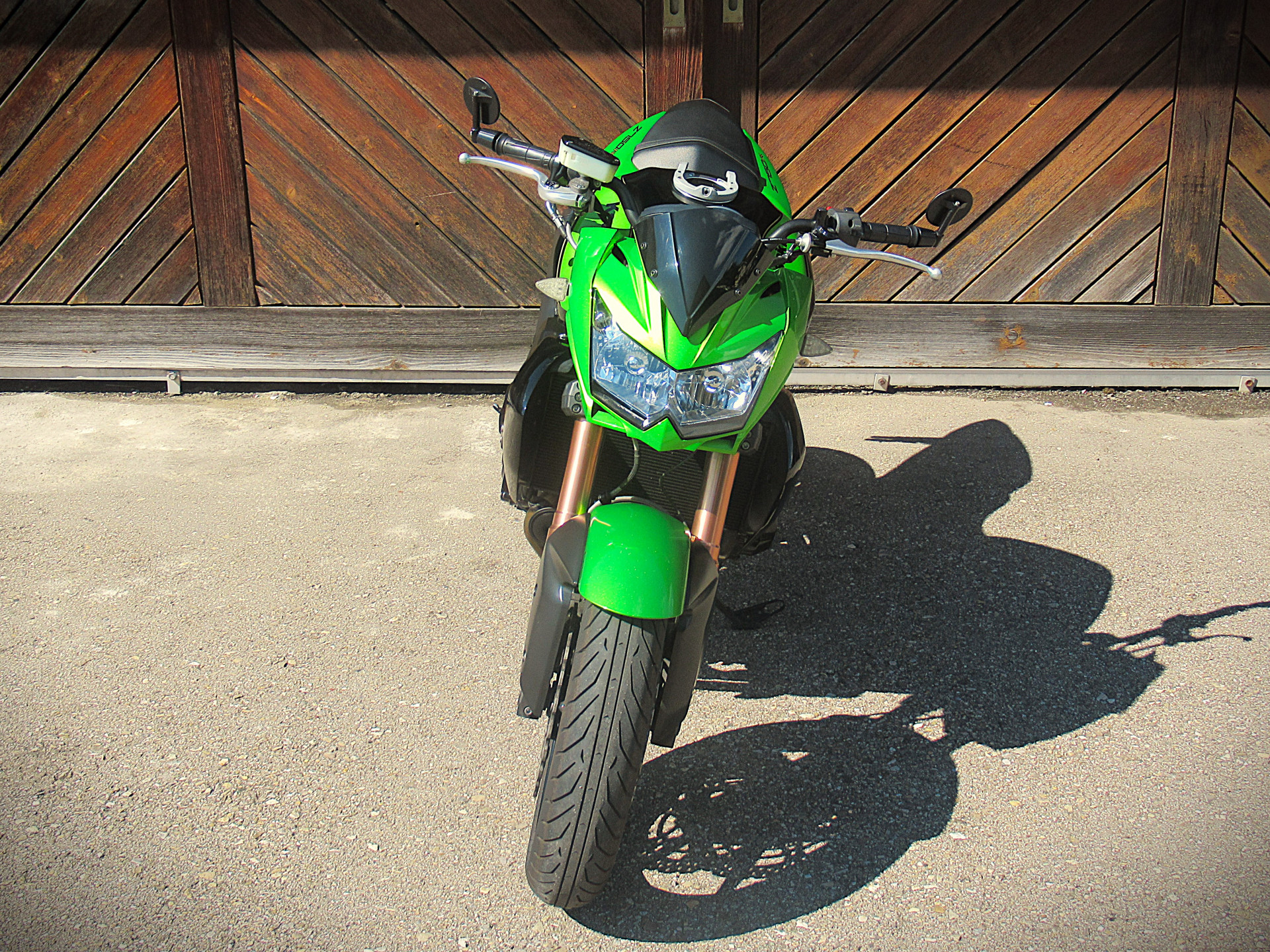 KAWASAKI Z 750 R-image-8