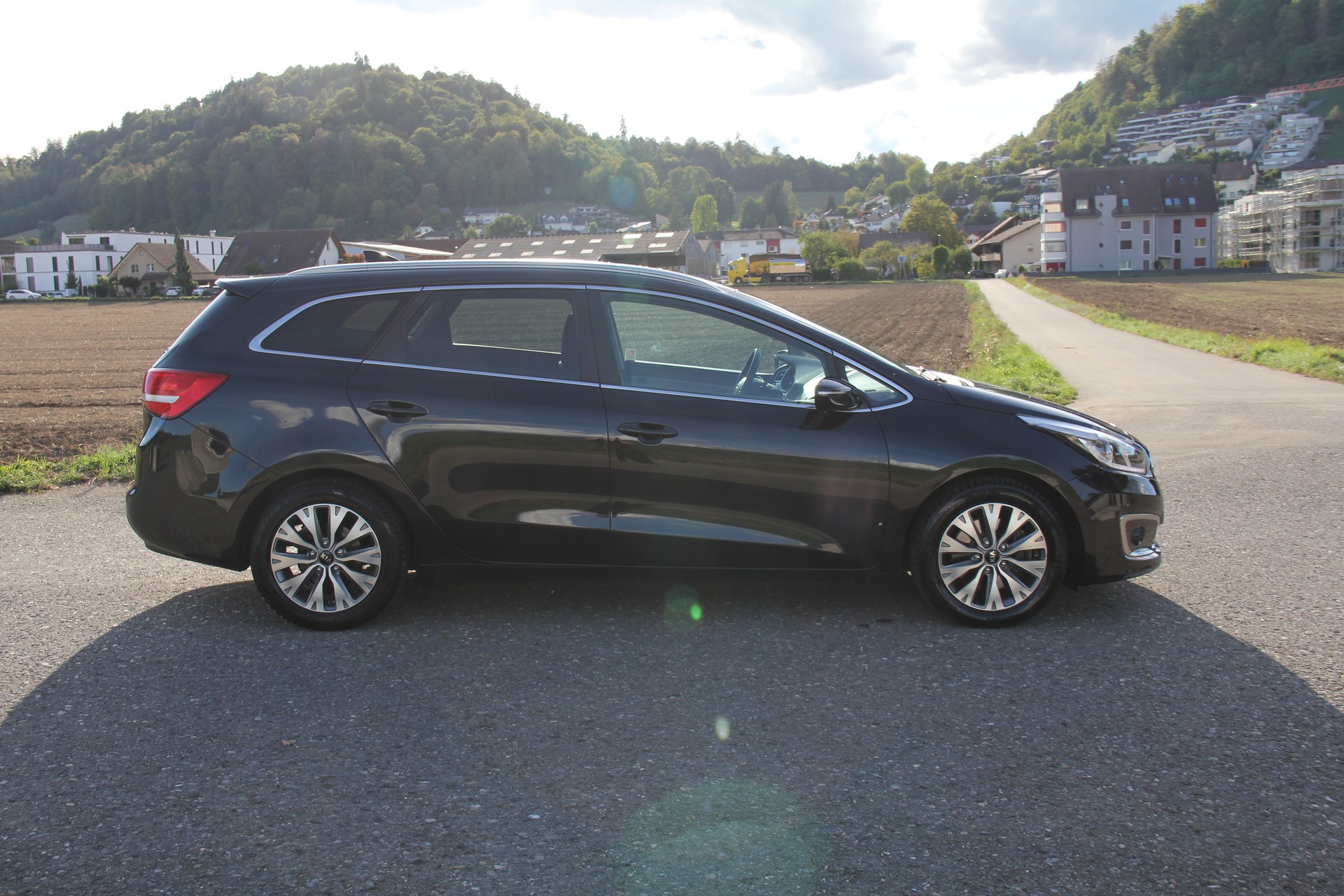 KIA Cee'd Sportswagon 1.6 GDi Style DCT-showroom-element-3