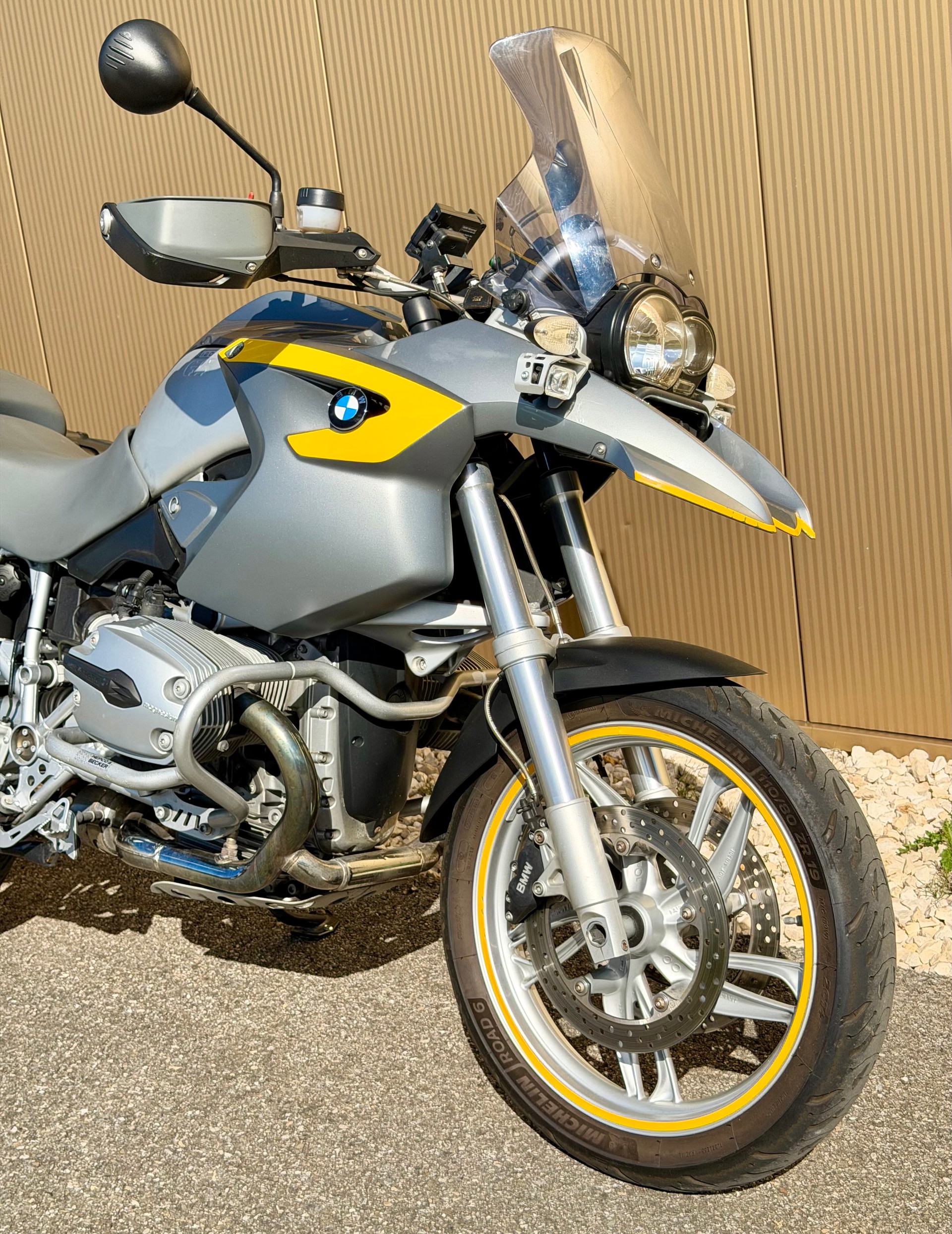 BMW R 1200 GS safetyedition-image-1