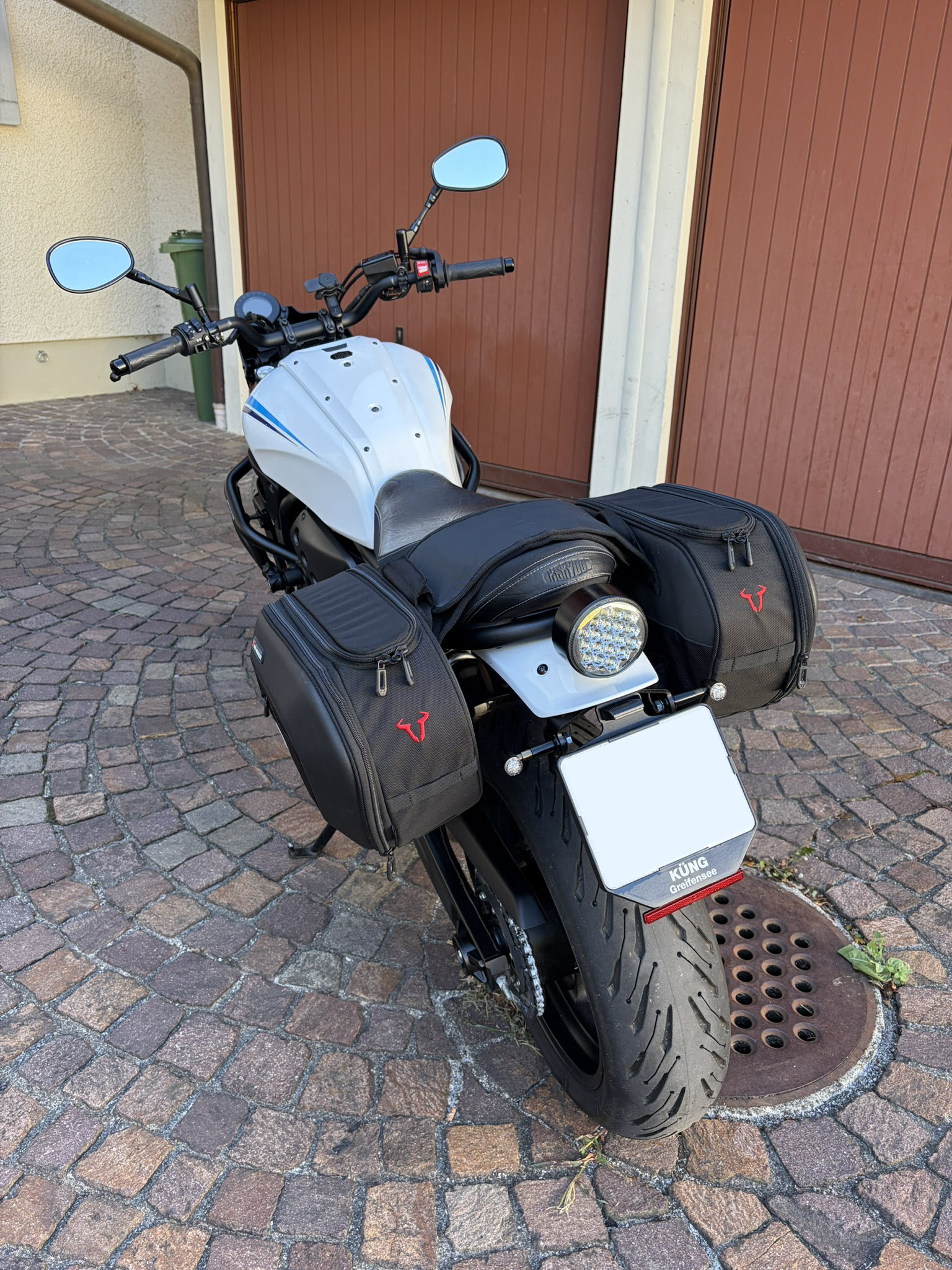 YAMAHA XSR 700-image-6