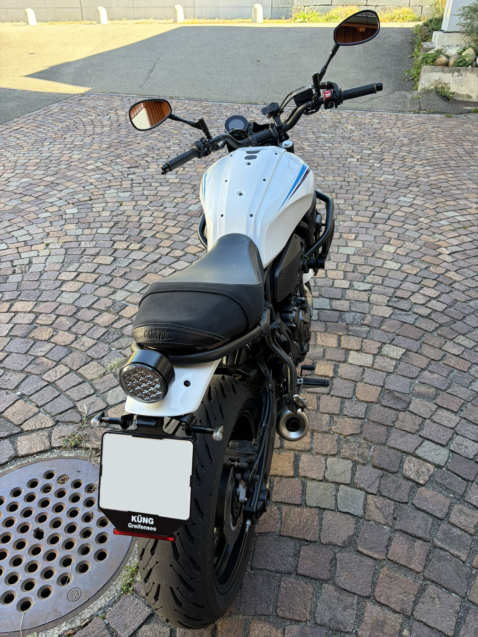 YAMAHA XSR 700-image-2