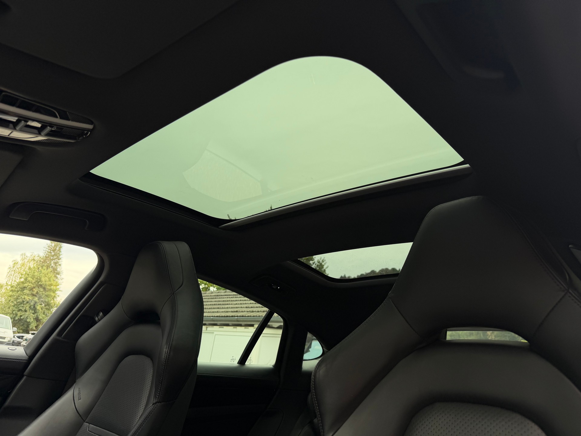 PORSCHE Panamera 4S PDK-image-30