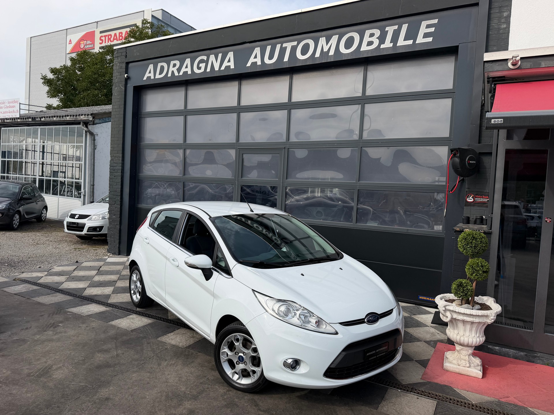 FORD Fiesta 1.4 16V Titanium