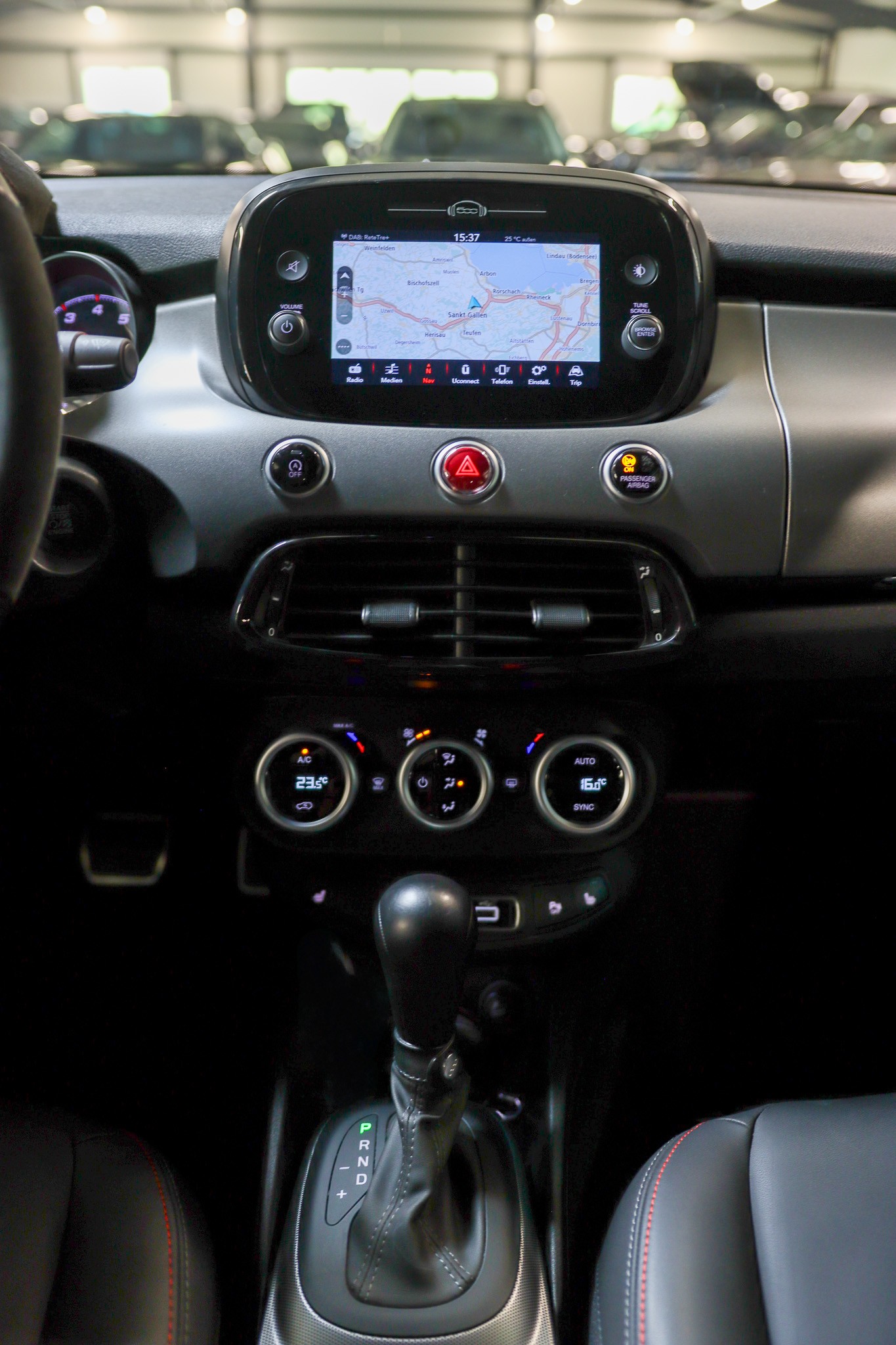 FIAT 500X 1.3 GSE Sport-image-11