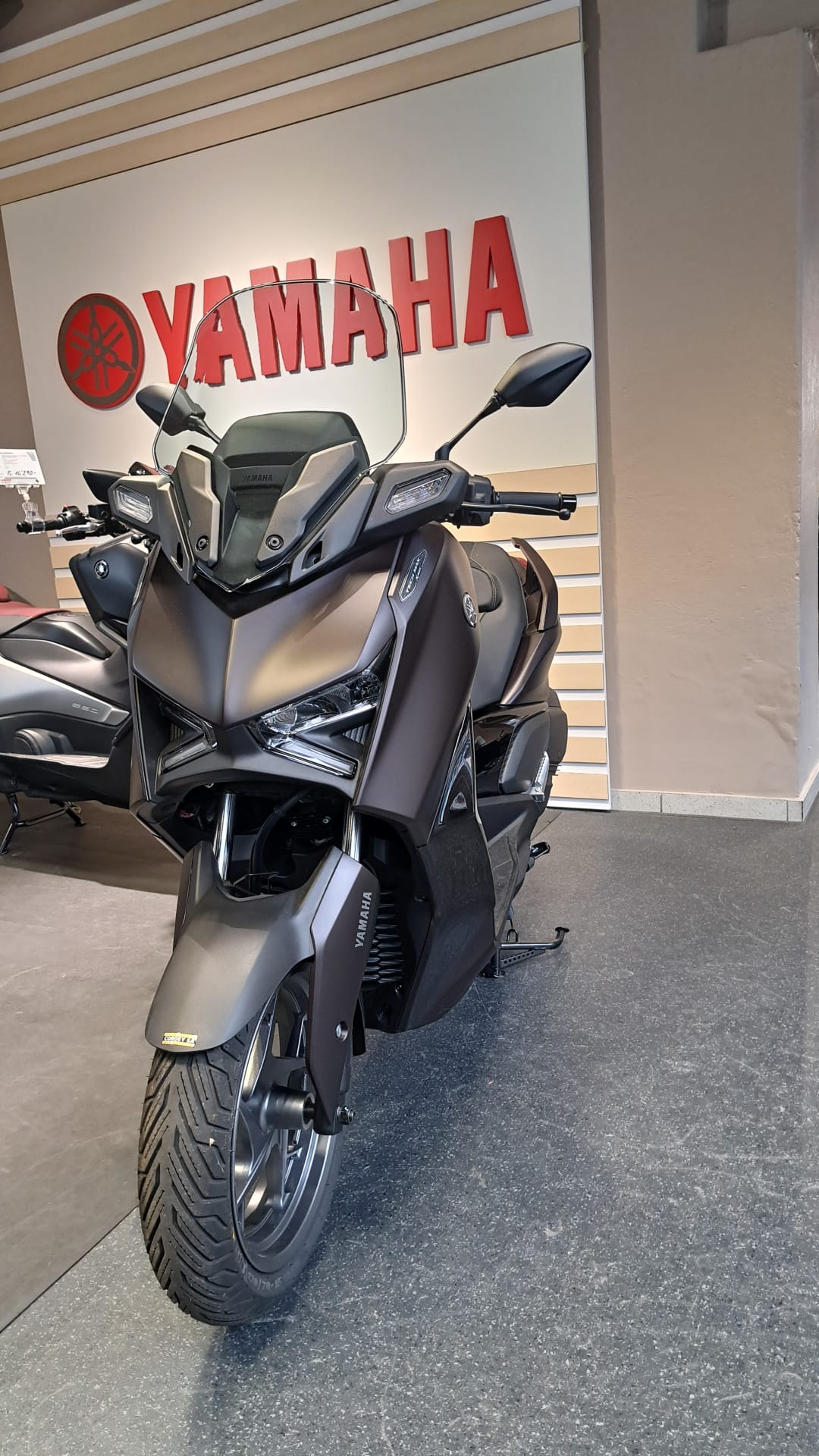 YAMAHA X-Max 300 Tech Max-image-1