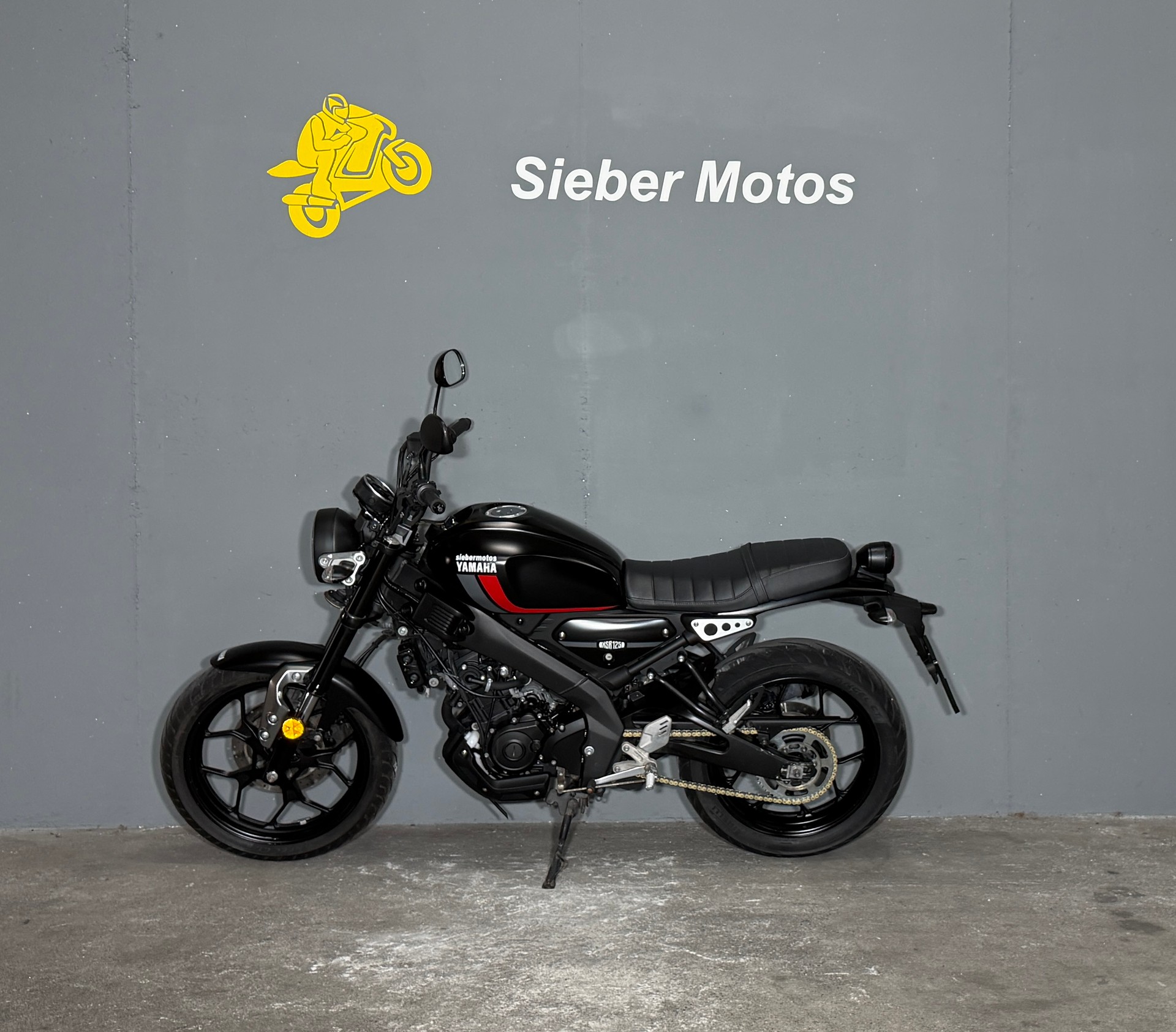 YAMAHA XSR 125-image-2