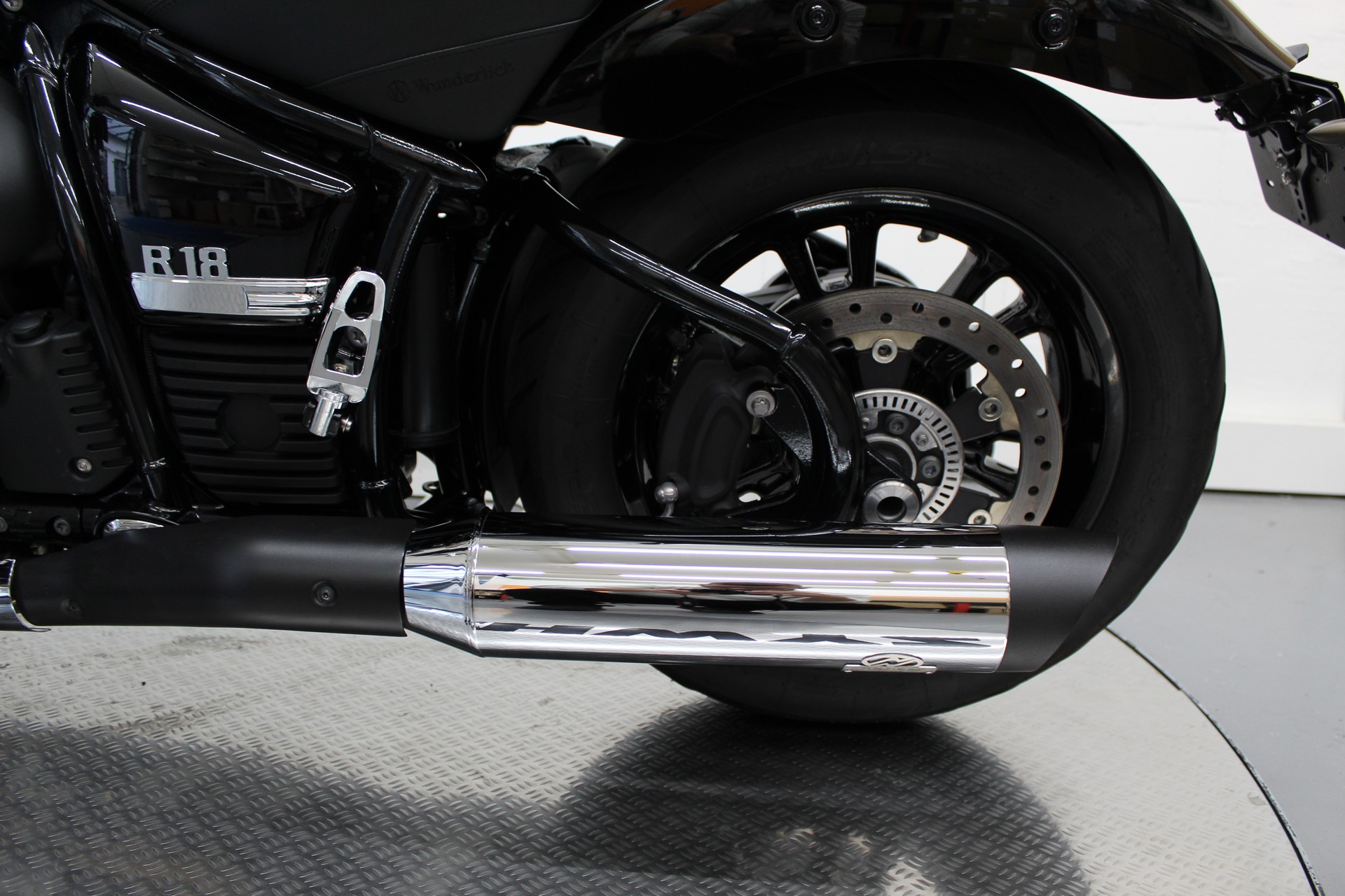 BMW R 18-image-7