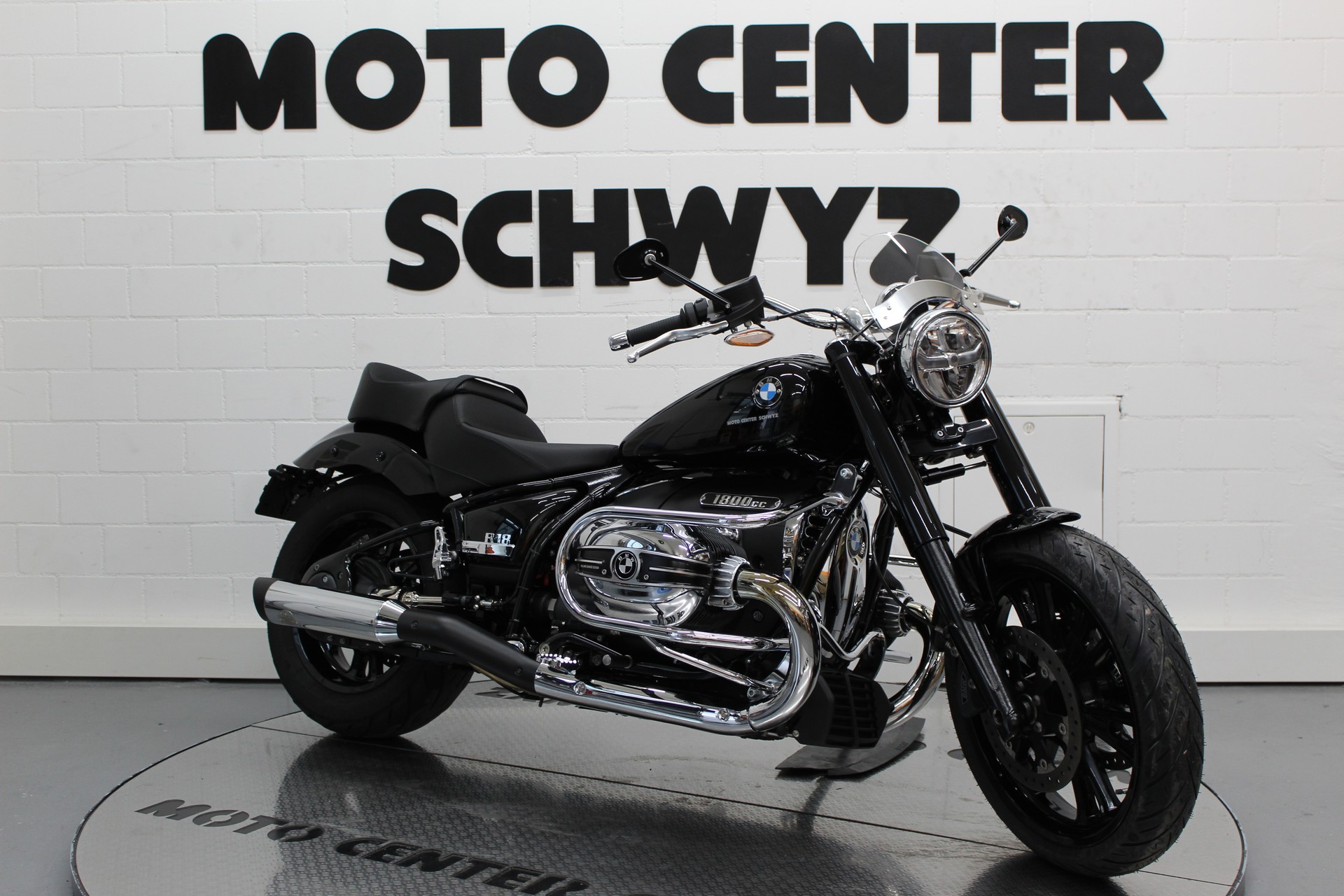 BMW R 18-image-1