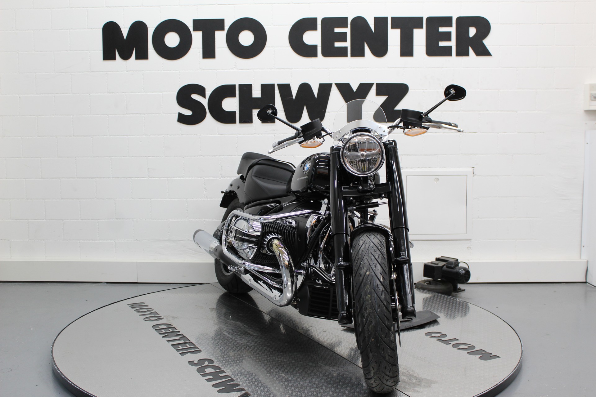 BMW R 18-image-2