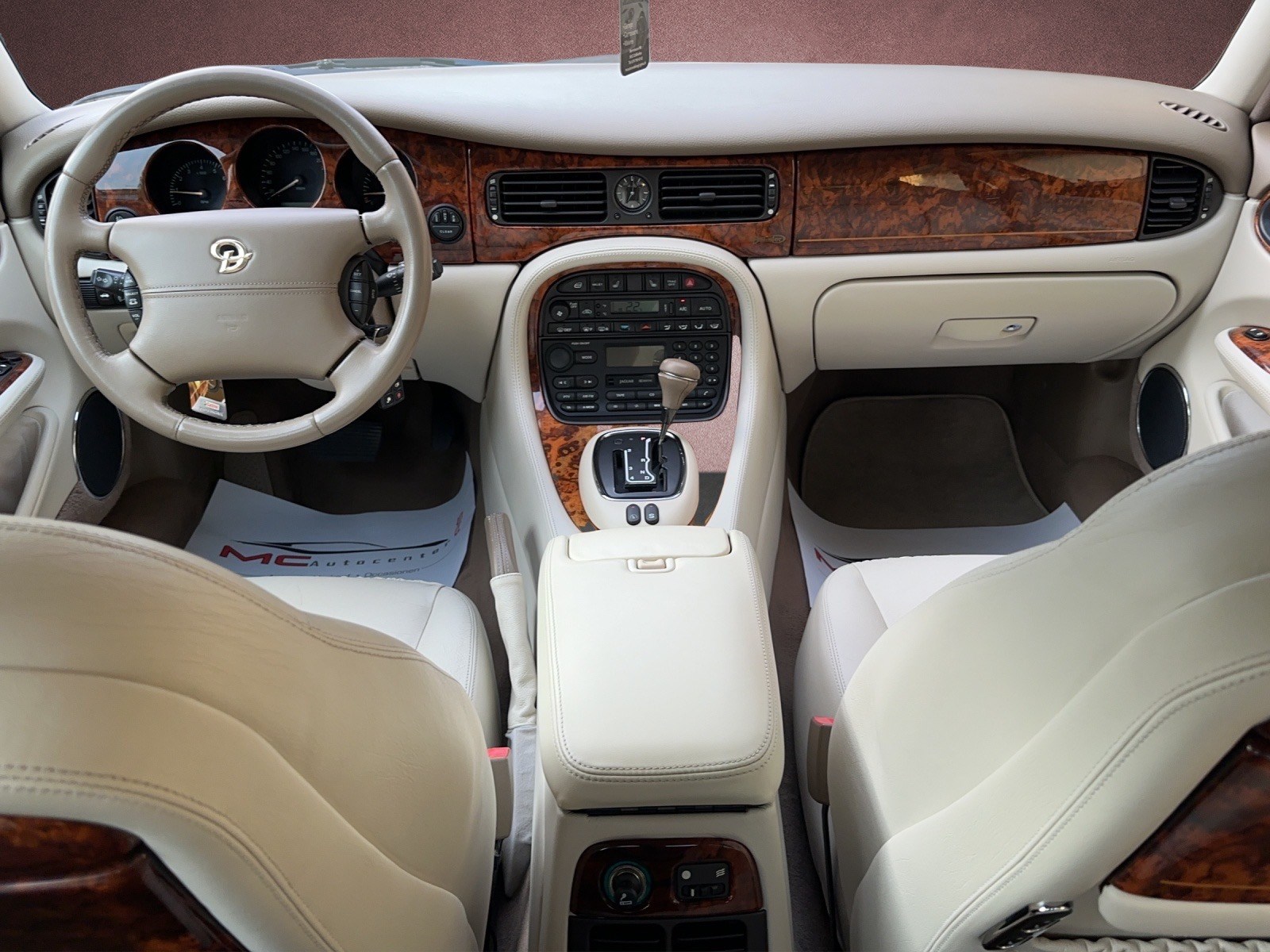DAIMLER V8 4.0 284 PS-image-8