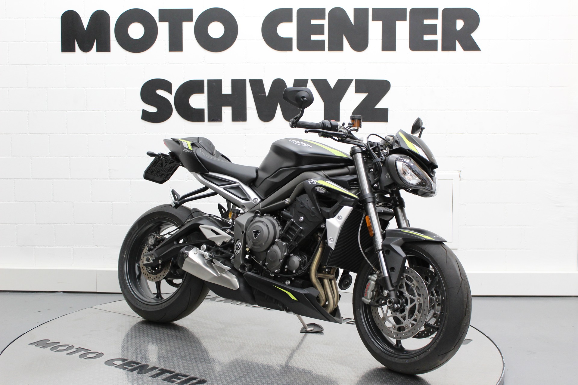 TRIUMPH Street Triple 765 RS-showroom-element-1