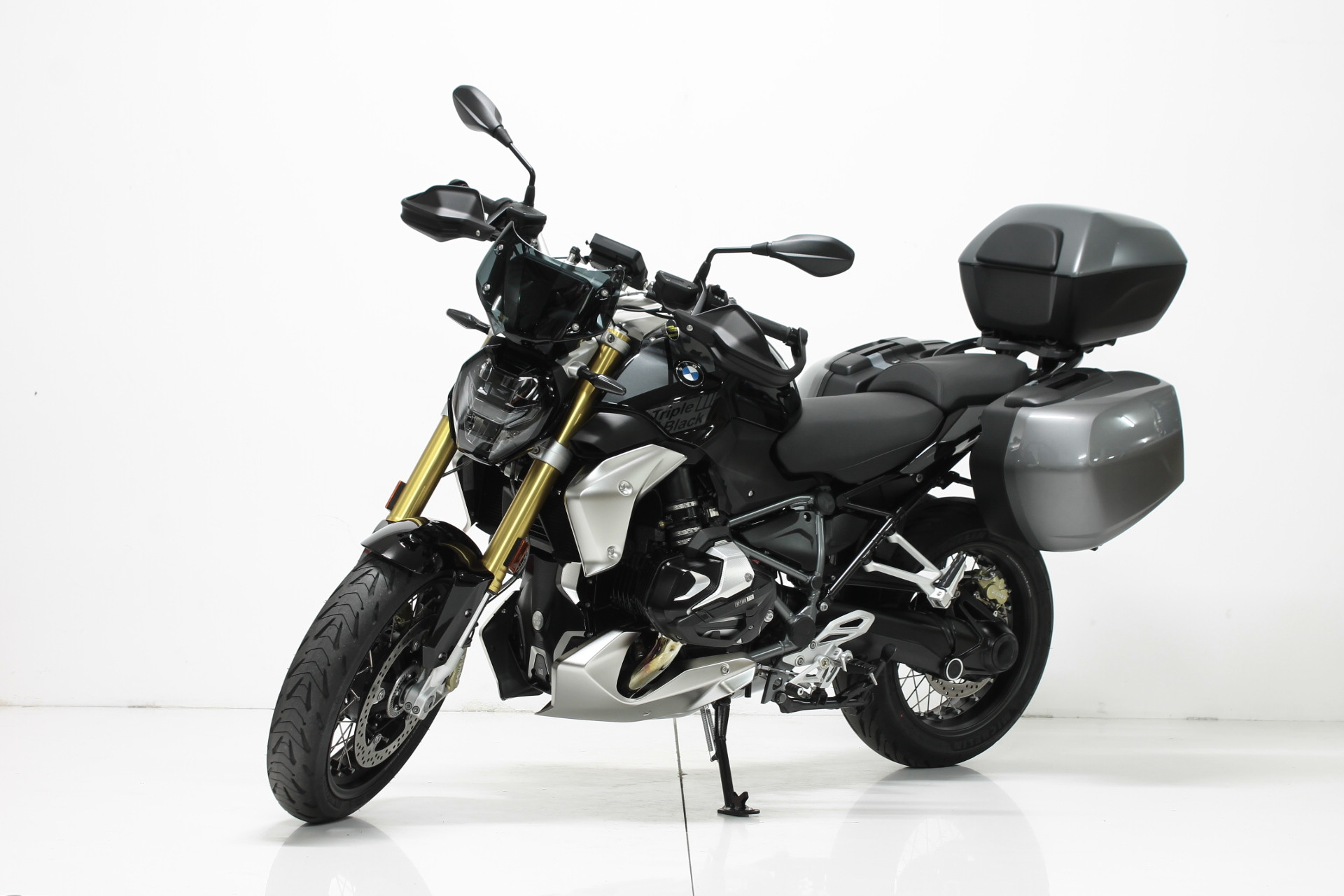 BMW R 1250 R Triple Black-image-4
