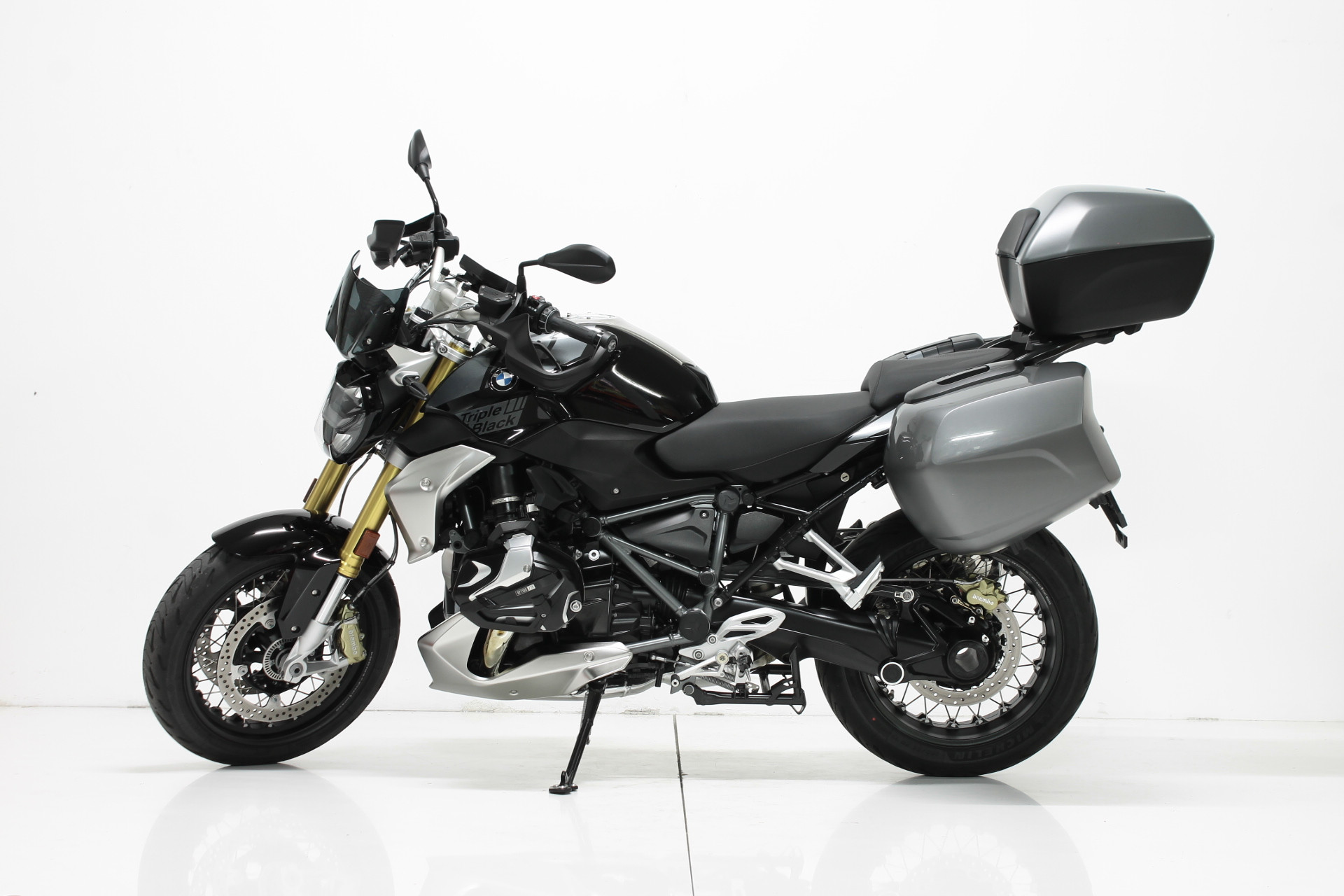 BMW R 1250 R Triple Black-image-5