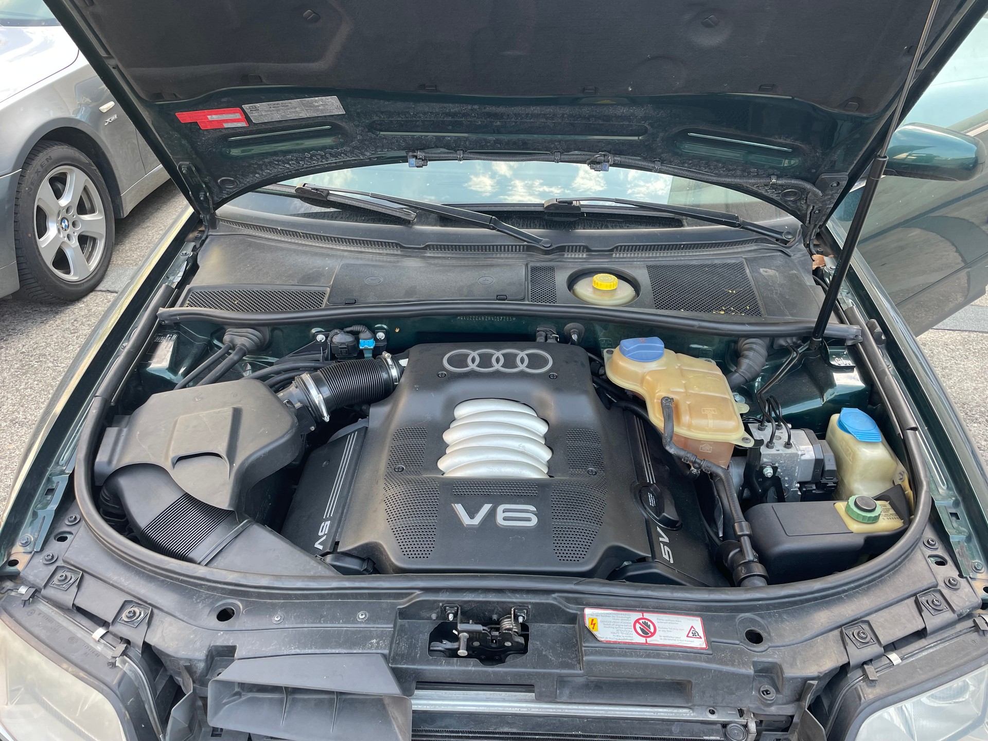 AUDI A6-image-13
