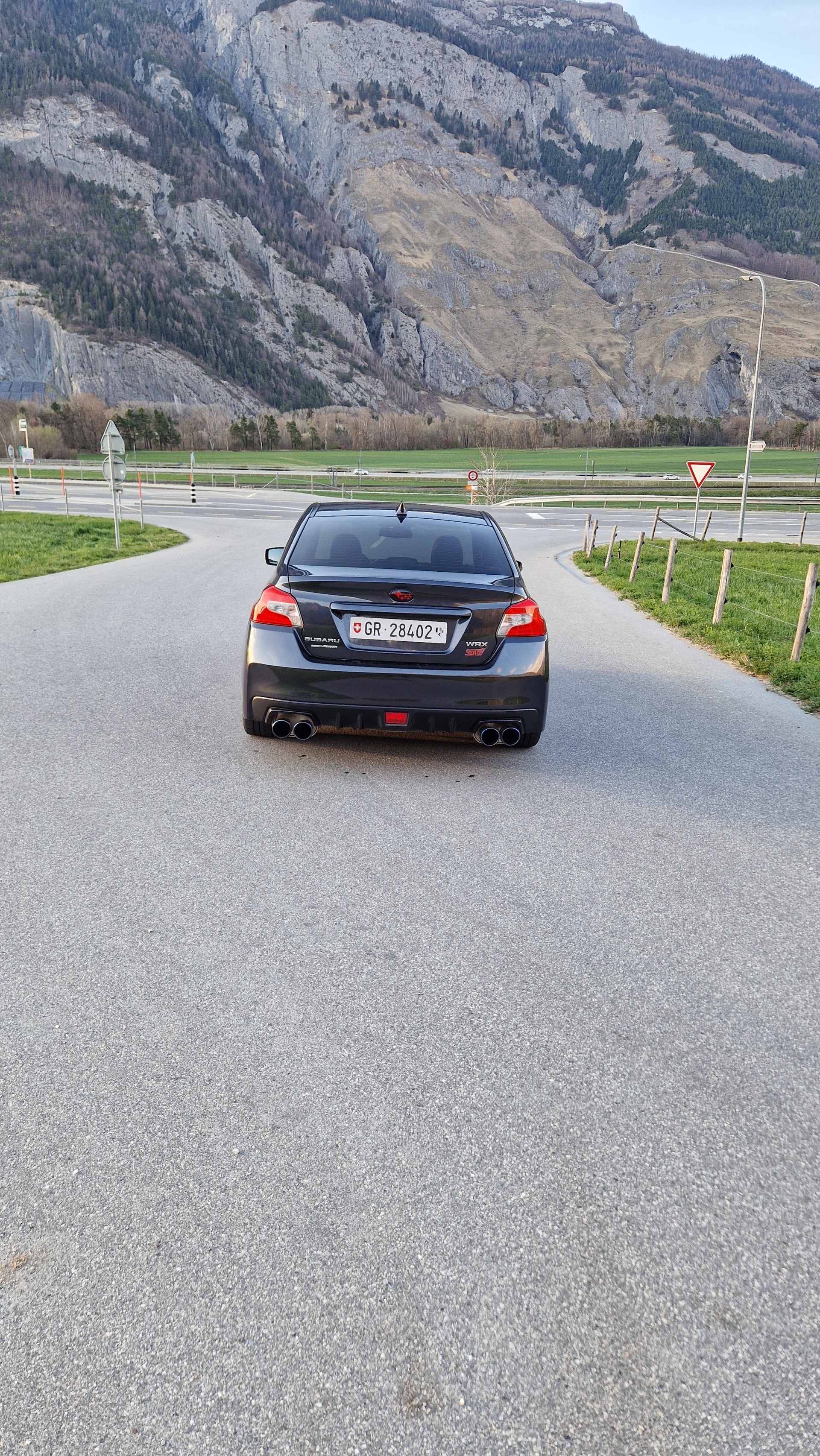 SUBARU WRX 2.5 Turbo 4WD STI Luxury S-image-4