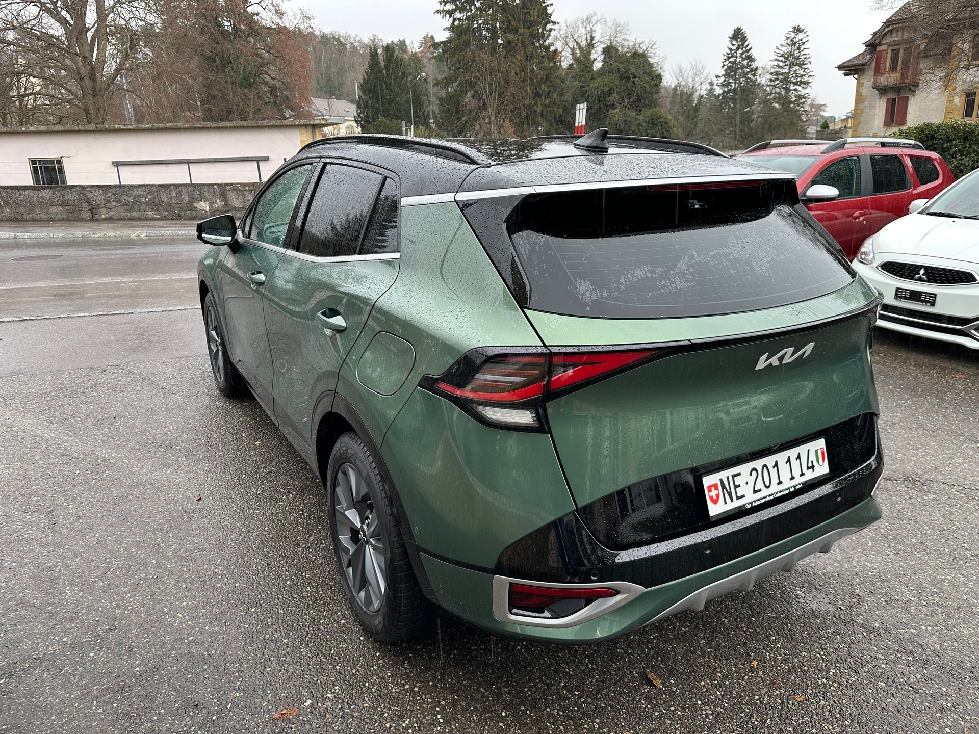 KIA Sportage 1.6T-GDi HEV GT-Line 4x4 A-image-2