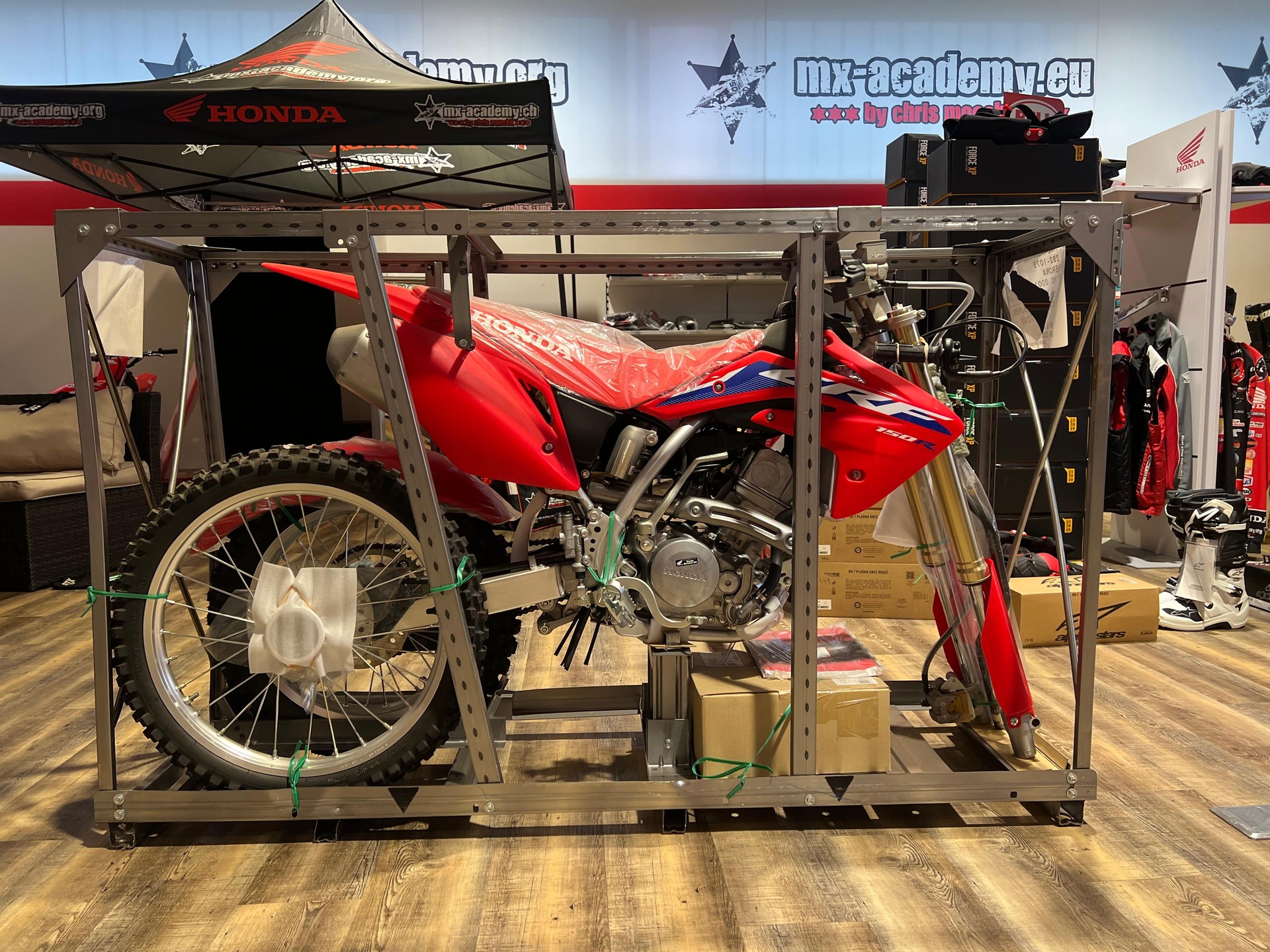 HONDA ** CRF150R ** Neufahrzeug in Kiste-image-1
