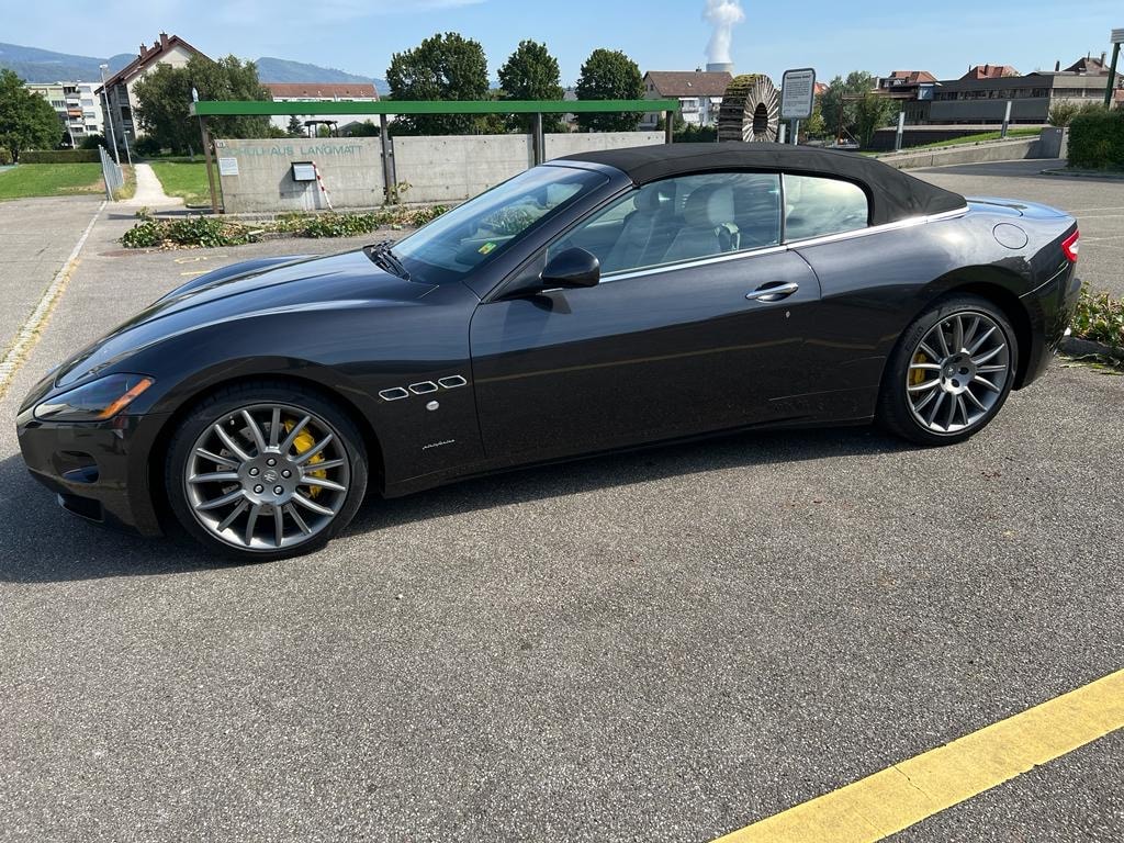 MASERATI GranCabrio Automatica-image-1