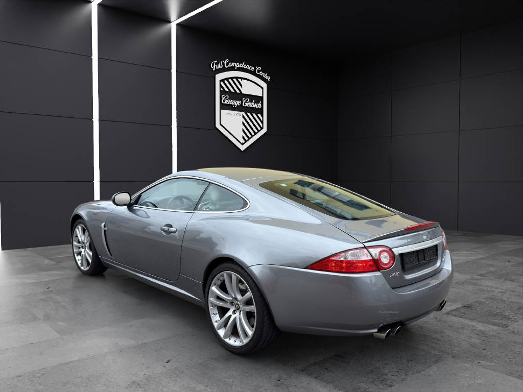 JAGUAR XKR 4.2 V8 SC Automatic-showroom-element-3