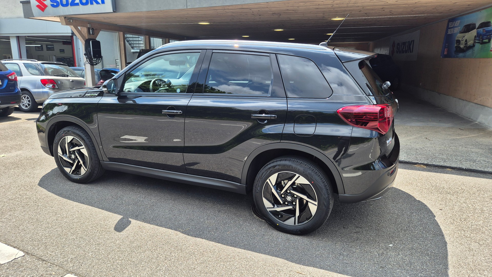 SUZUKI Vitara 1.5 Hybrid Compact Top 4x4 AGS-image-5