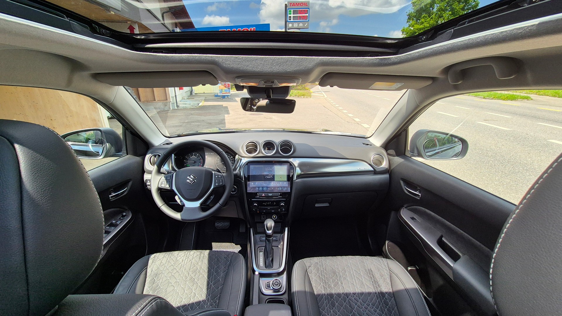 SUZUKI Vitara 1.5 Hybrid Compact Top 4x4 AGS-image-6