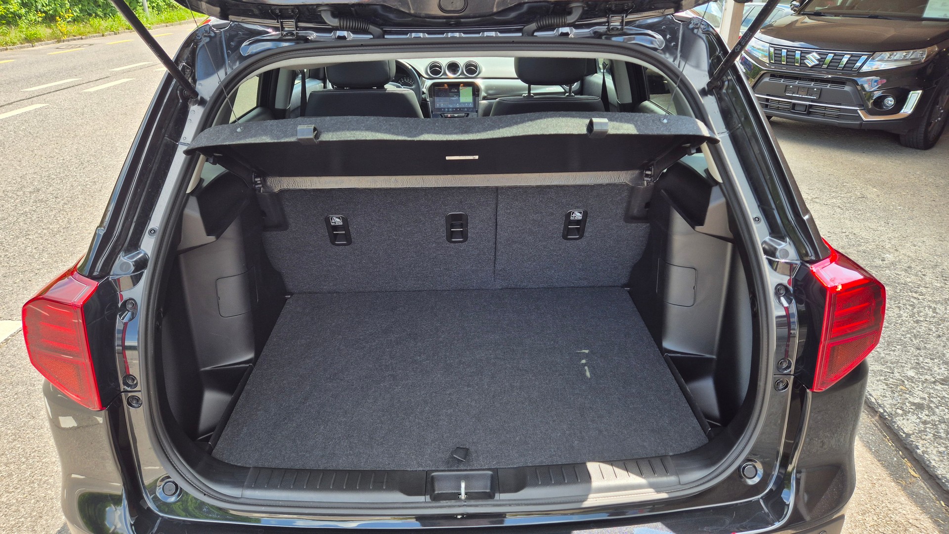 SUZUKI Vitara 1.5 Hybrid Compact Top 4x4 AGS-image-9