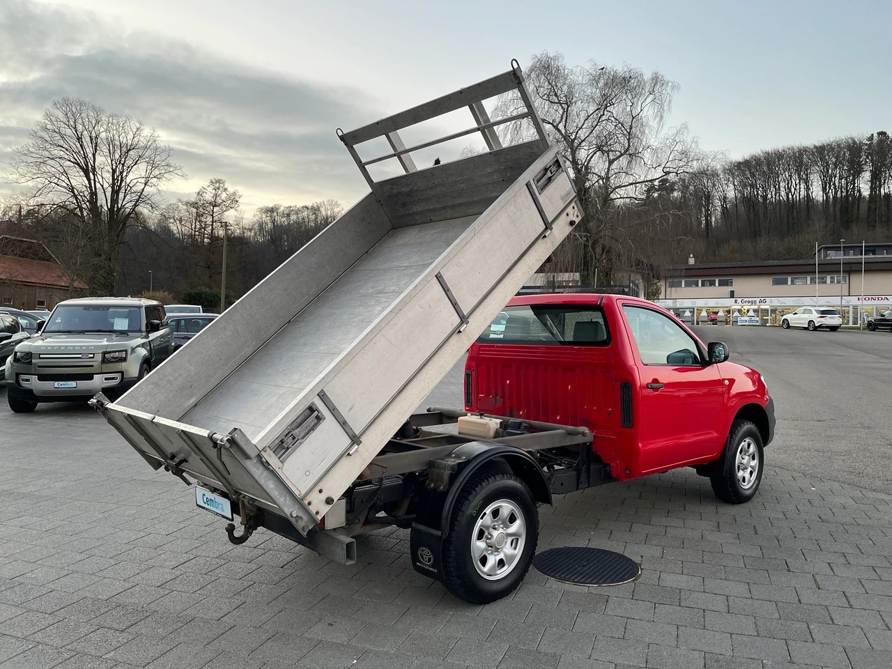 TOYOTA Hilux 4x4 SingleCab LineaTerra-image-2