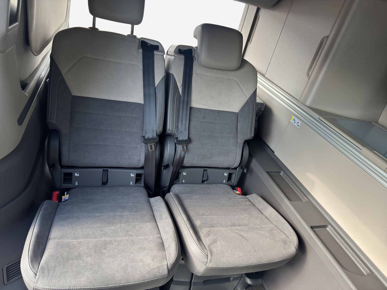 VW California eHybrid Ocean 4Motion-image-14