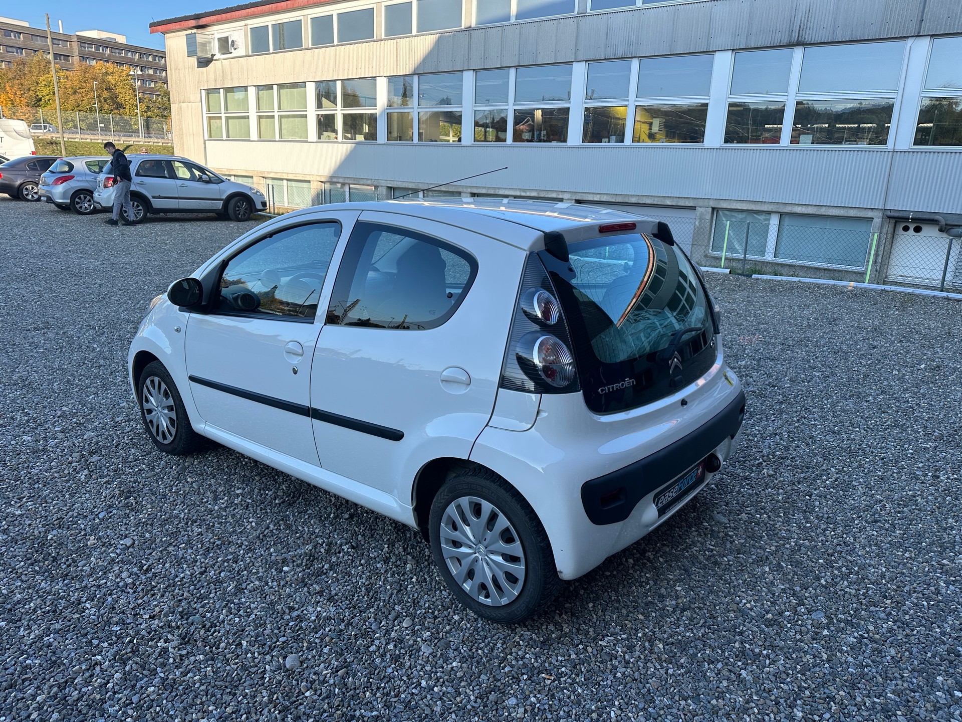 CITROEN C1 1.0i Exclusive-image-4