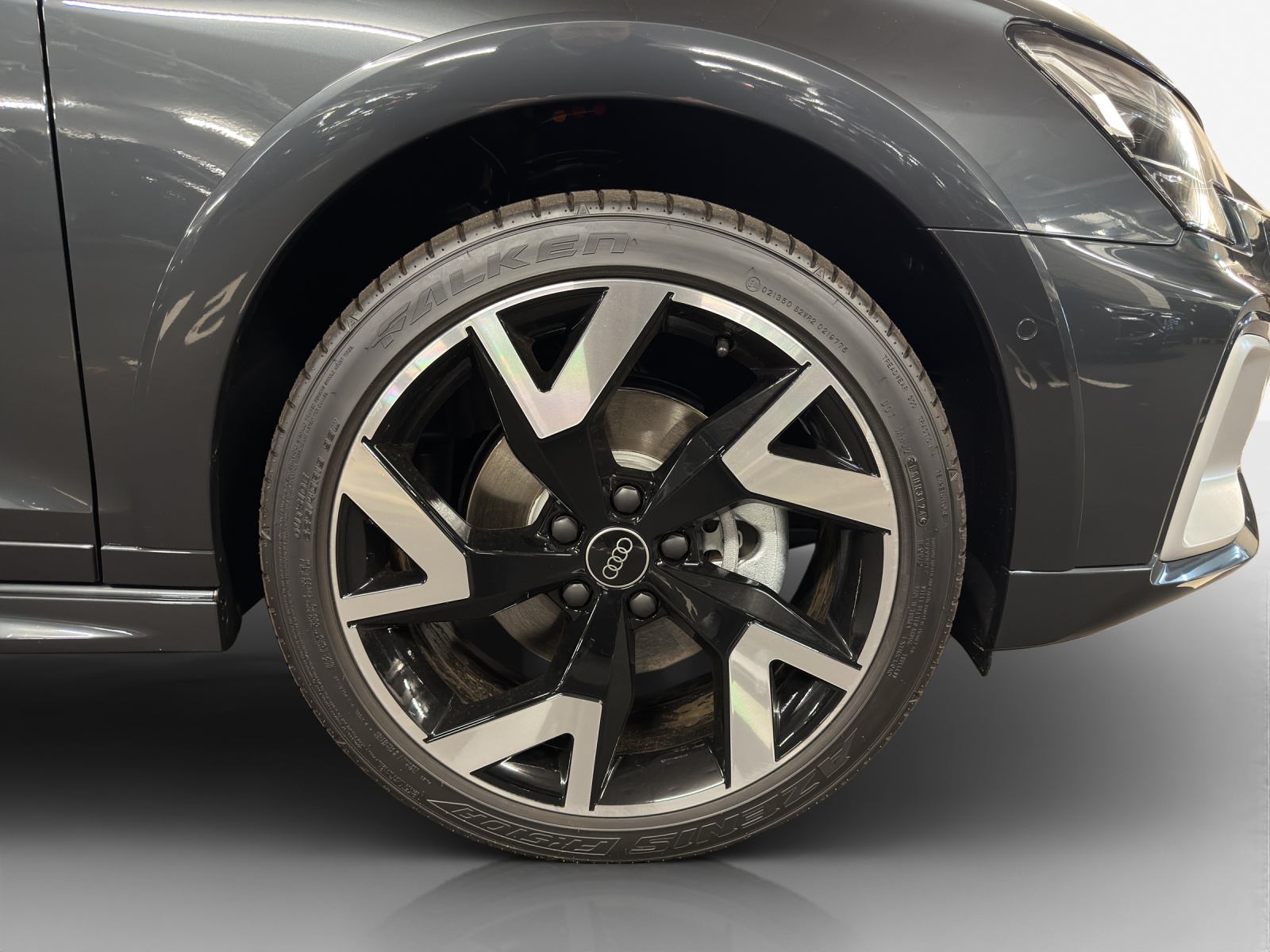 AUDI A3 allstreet 35 TFSI Attraction S-tronic-image-15