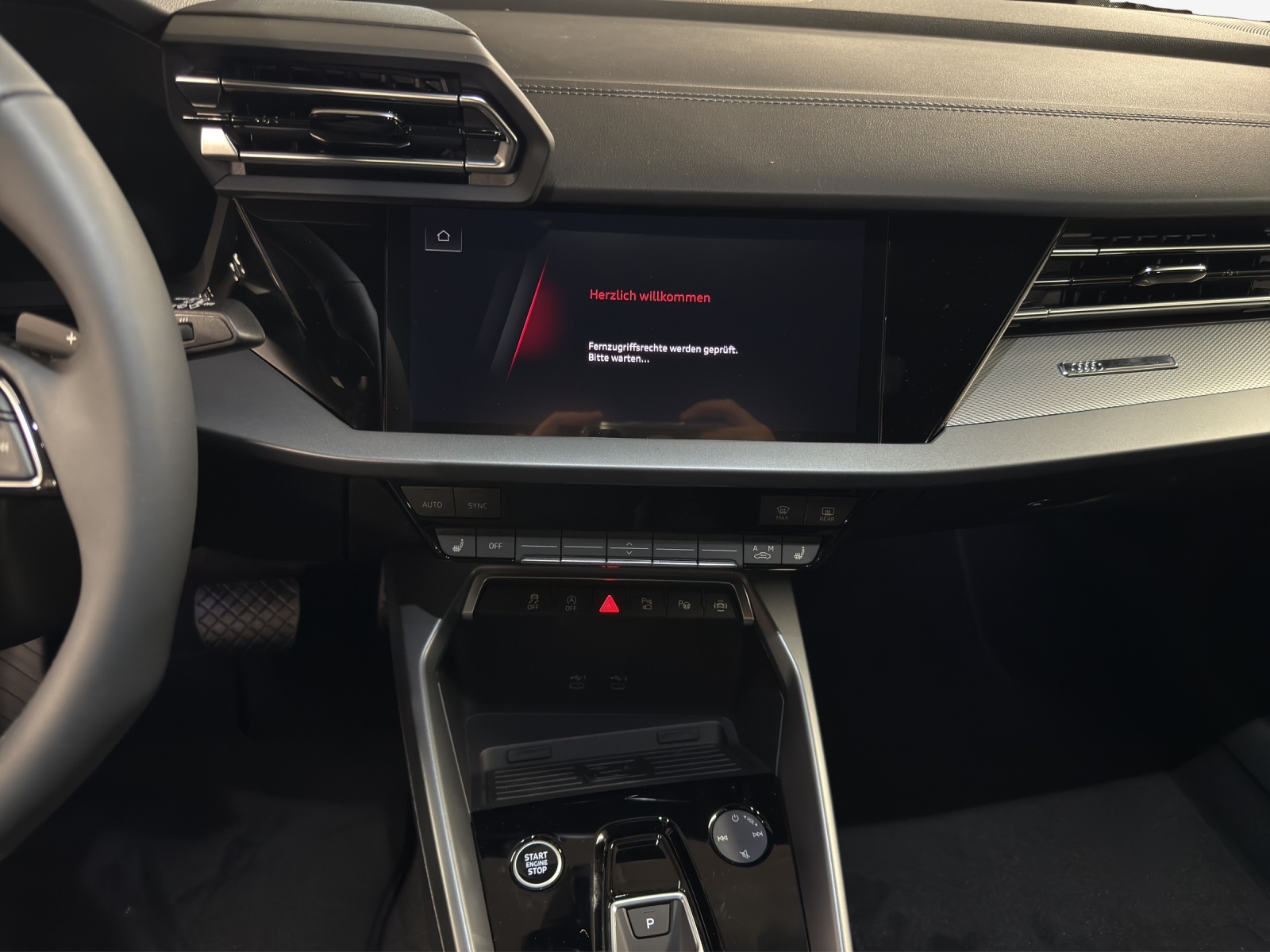 AUDI A3 allstreet 35 TFSI Attraction S-tronic-image-10