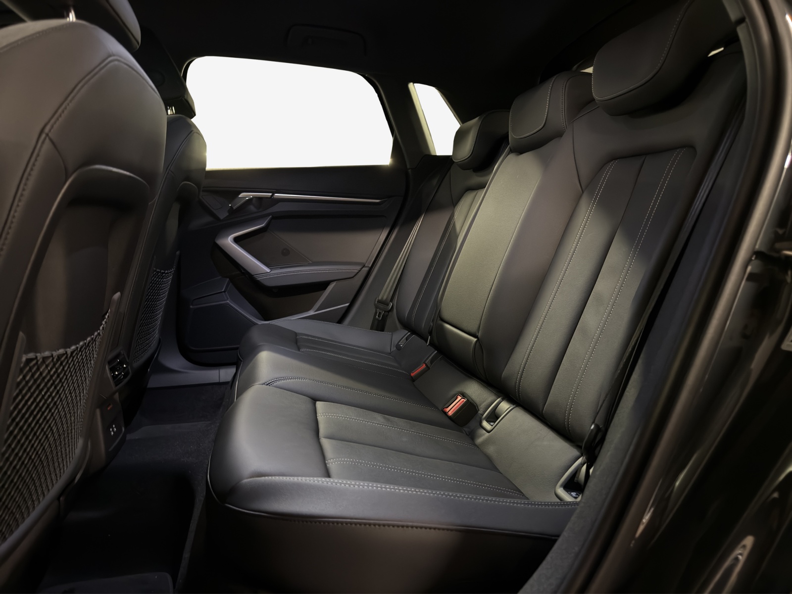 AUDI A3 allstreet 35 TFSI Attraction S-tronic-image-11