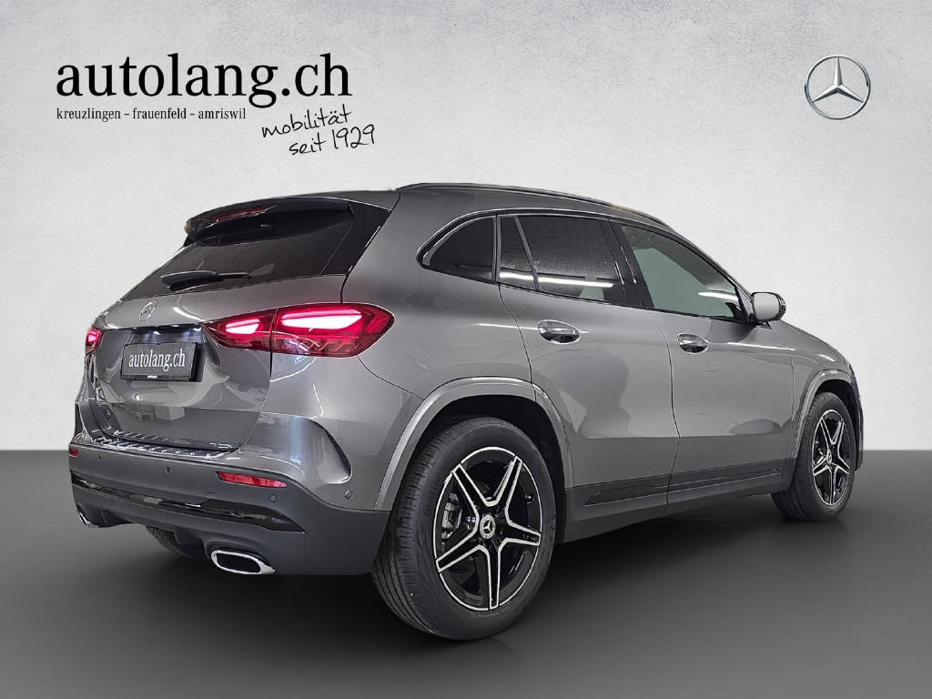 MERCEDES-BENZ GLA 200 AMG Line Night Star-image-3