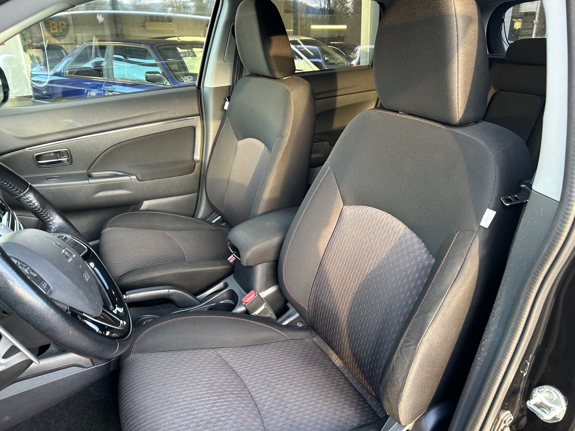MITSUBISHI ASX 2.2 DID Style Anniversary 4WD Automatic-image-9