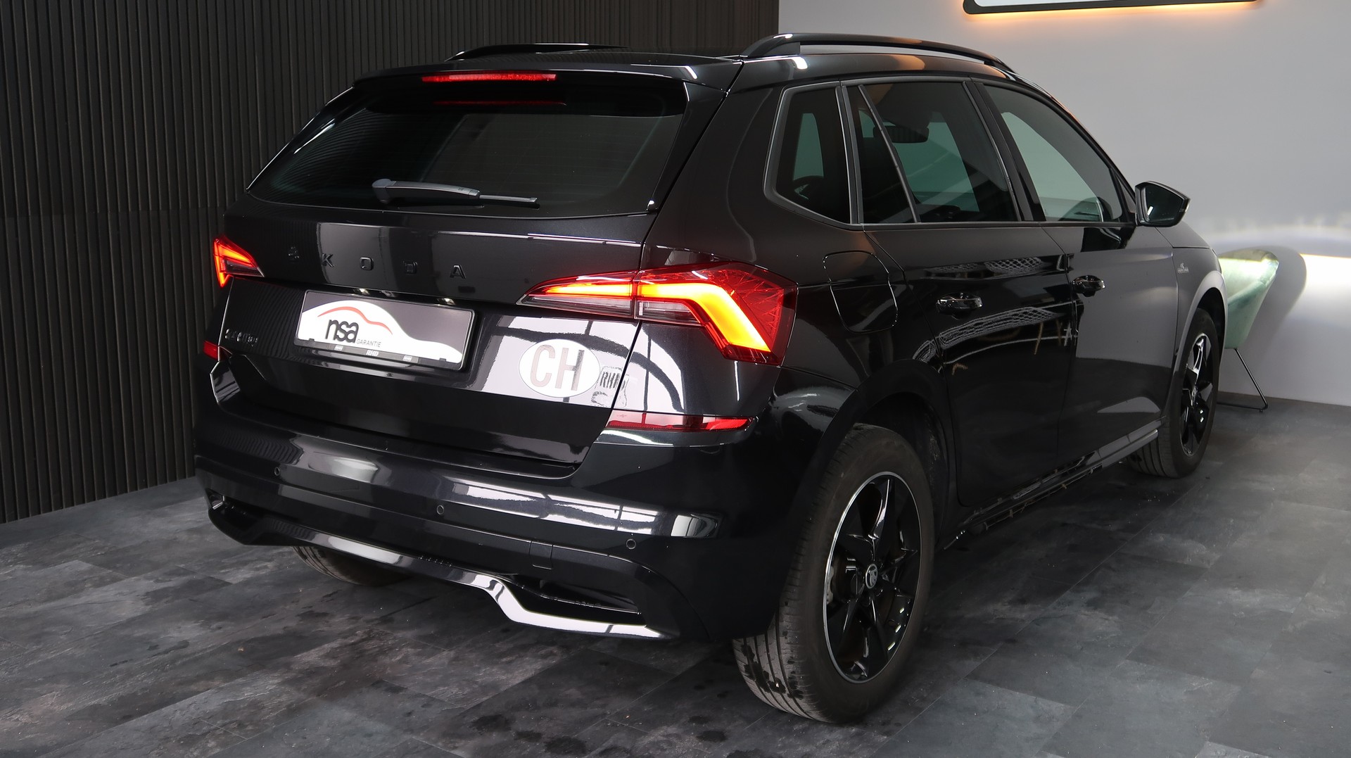 SKODA Kamiq 1.5 TSI ACT Monte Carlo DSG / CH / MFK / GARANTIE-image-7