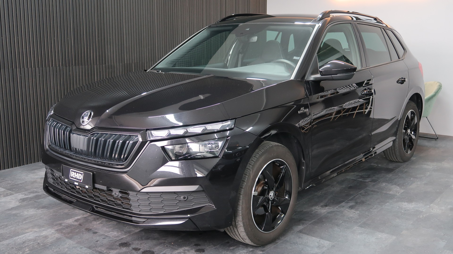 SKODA Kamiq 1.5 TSI ACT Monte Carlo DSG / CH / MFK / GARANTIE-showroom-element-1