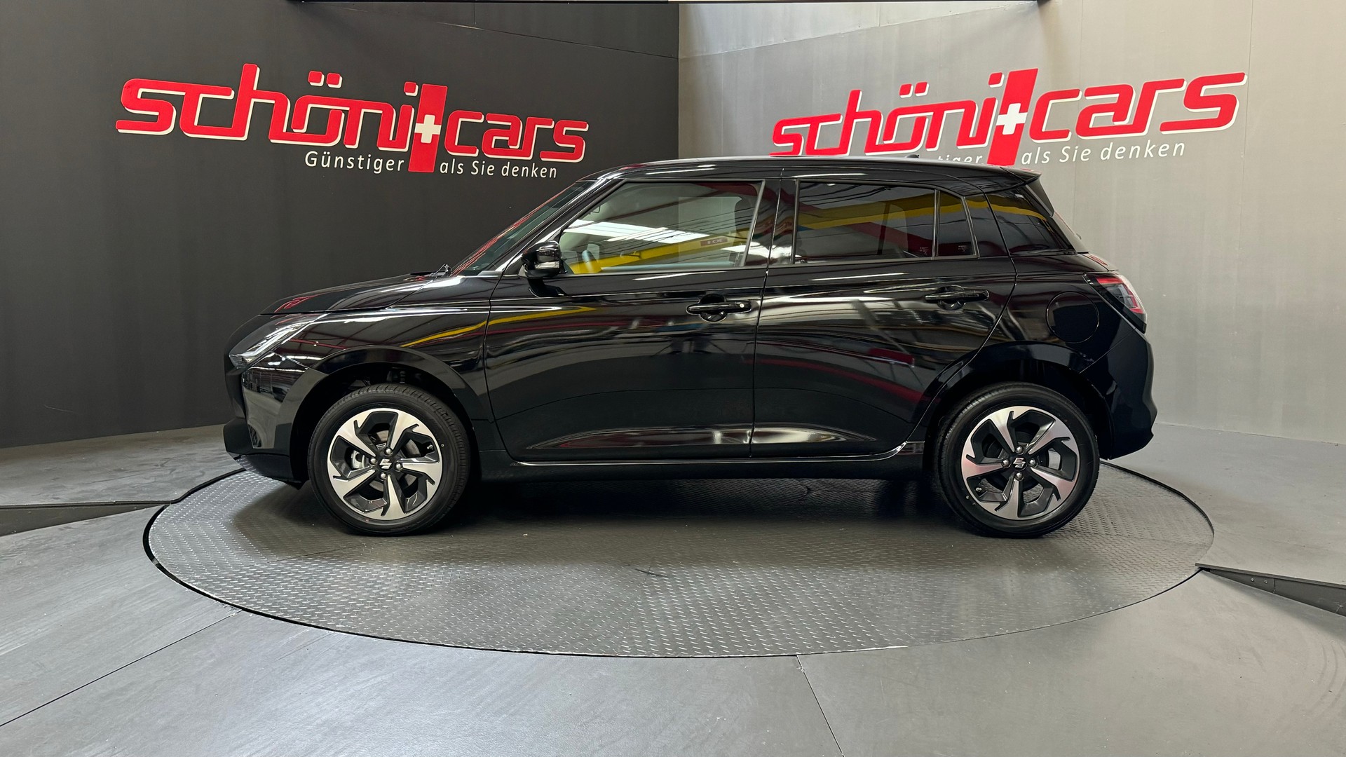 SUZUKI Swift 1.2 Compact Top Hybrid 4x4-showroom-element-2