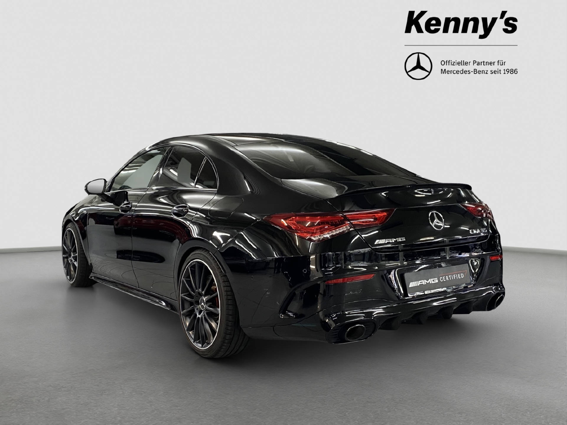MERCEDES-BENZ CLA 35 AMG 4MATIC-showroom-element-3