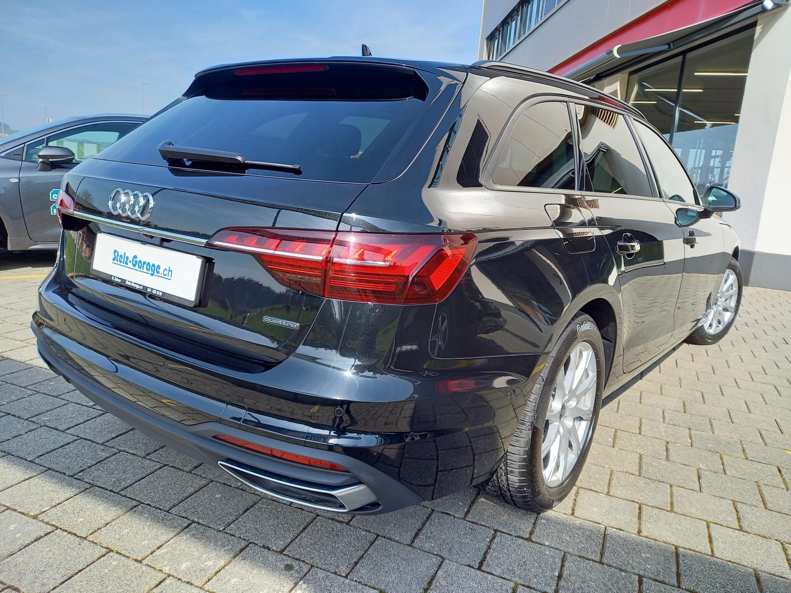 AUDI A4 Avant 40 TDI quattro S-tronic-showroom-element-1